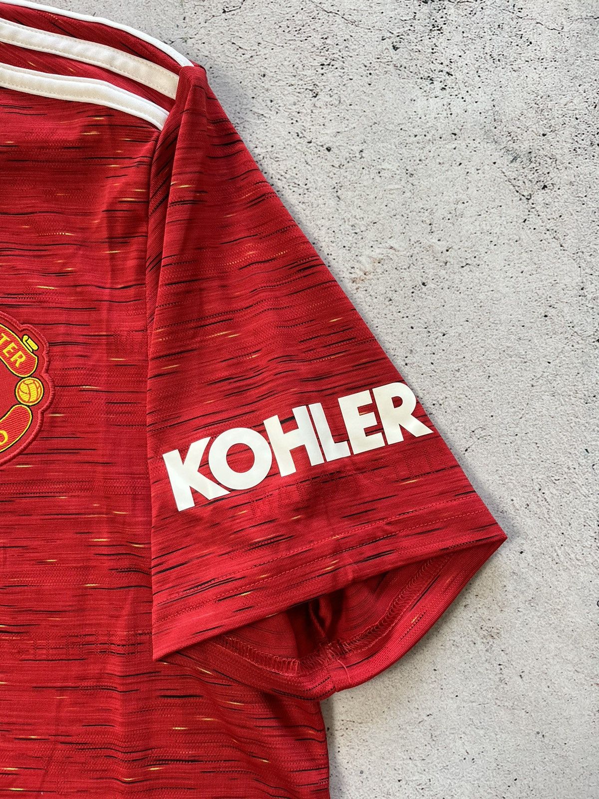 Adidas MANCHESTER UNITED 2020 2021 HOME SOCCER JERSEY ADIDAS Size US L / EU 52-54 / 3 - 5 Thumbnail