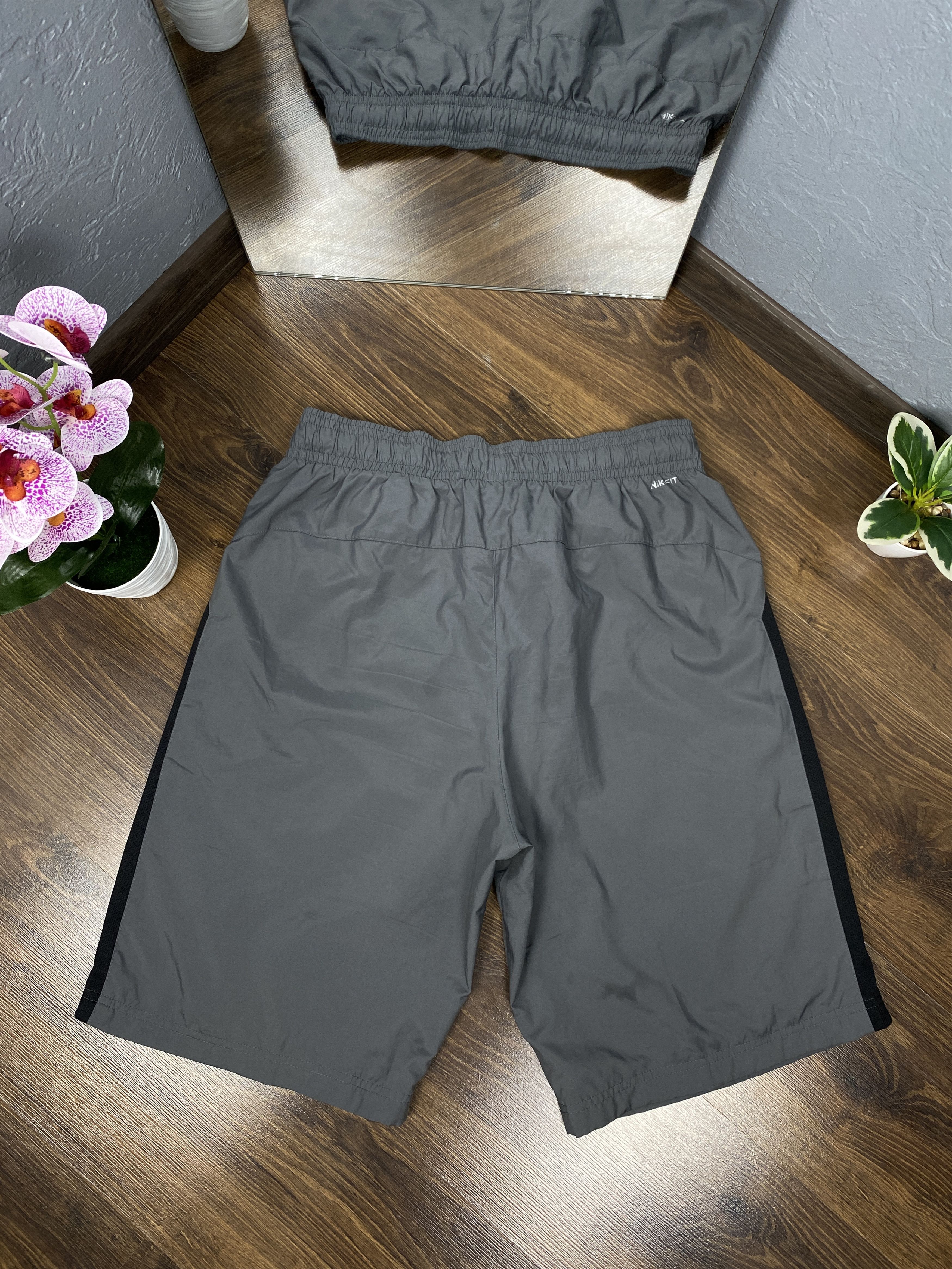Nike Nike vintage nylon shorts y2k Size US 34 / EU 50 - 6 Thumbnail