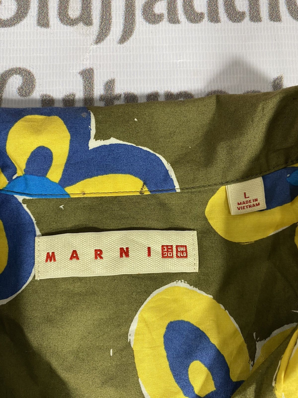 Marni × Uniqlo SS22 Marni x Uniqlo Open Collar Button ups Size US L / EU 52-54 / 3 - 10 Thumbnail