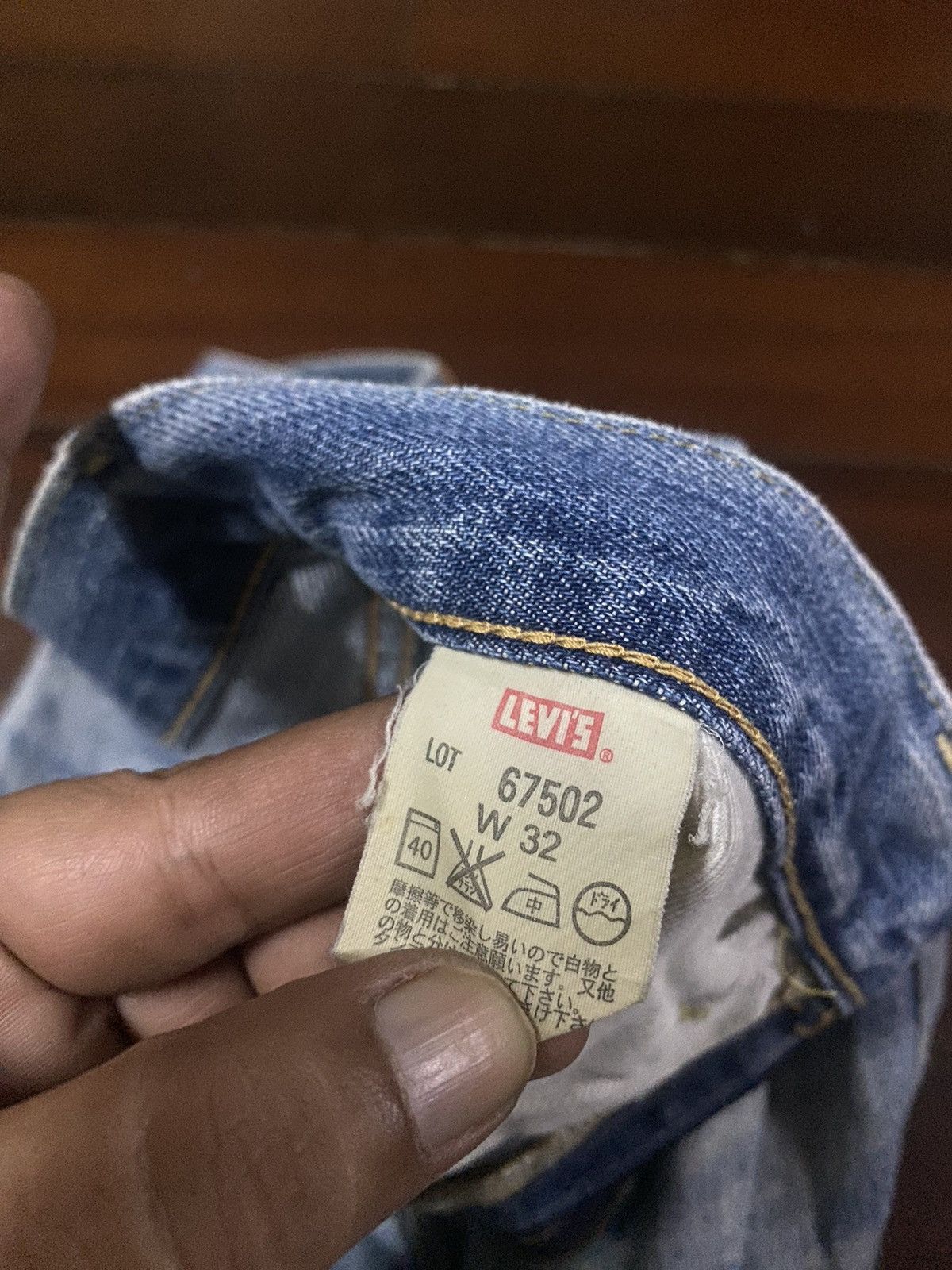 Levi's Vintage Clothing FIRE 🔥 VINTAGE 90s LEVIS BIG E 502 LVC distressed SELVEDGE Size US 33 - 21 Thumbnail