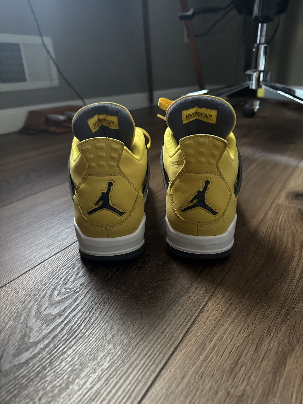 Nike Jordan 4 lighting Size US 9.5 / EU 42-43 - 5 Thumbnail
