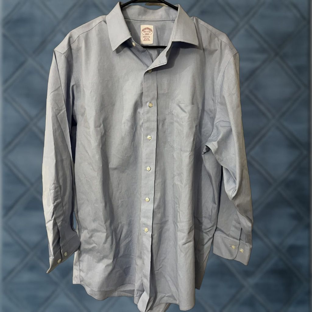 Brooks Brothers VINTAGE Brooks Brothers Dress Shirt Mens 16.5 Non-Iron Cotton Blue Solid Madison Long Sleeve Classic Regular Fit Size US L / EU 52-54 / 3 - 1 Thumbnail