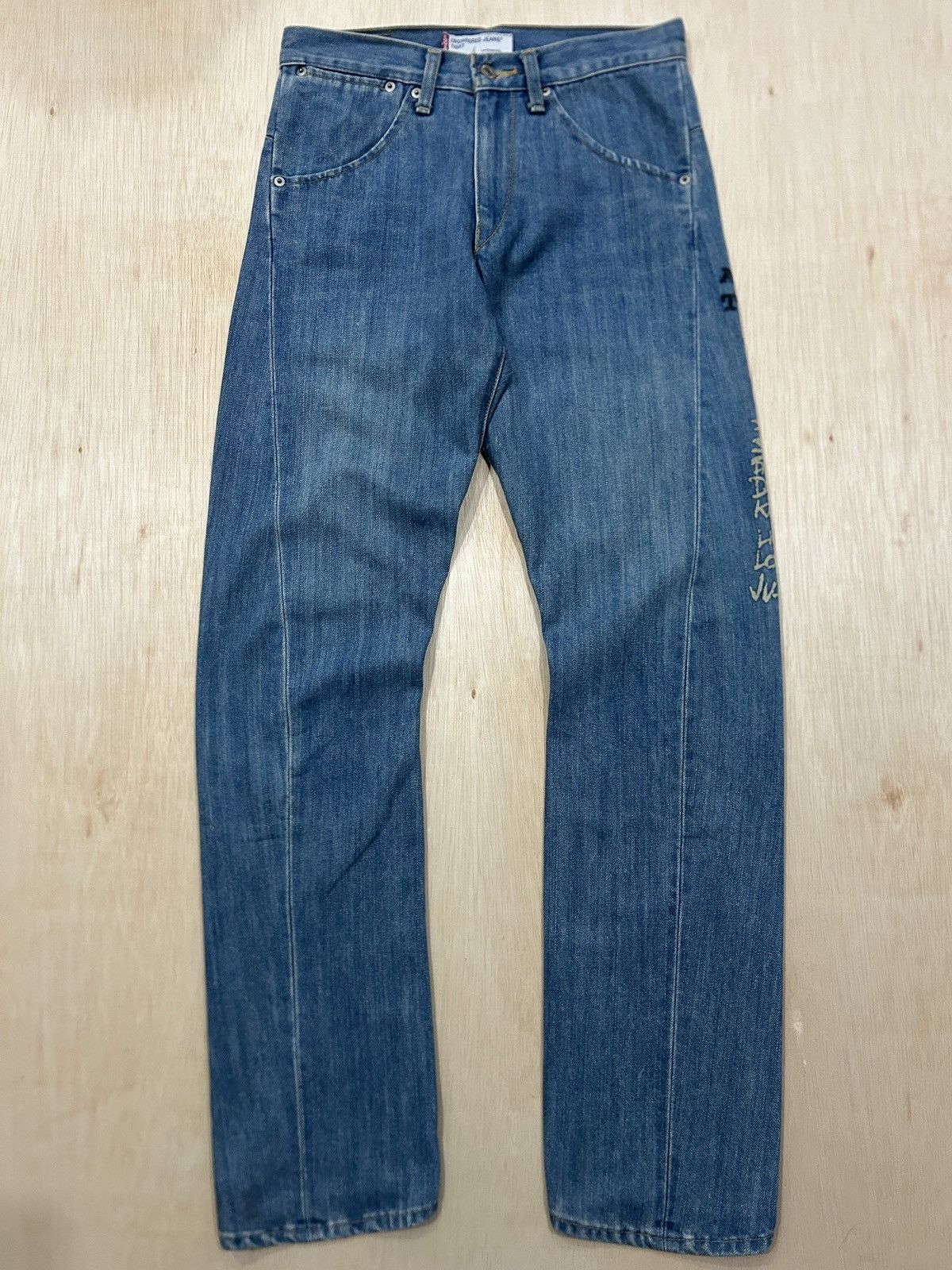 Levi's y2k Levis Engineered ‘TeenAge Riot’ Ads Poem Size US 28 / EU 44 - 2 Thumbnail
