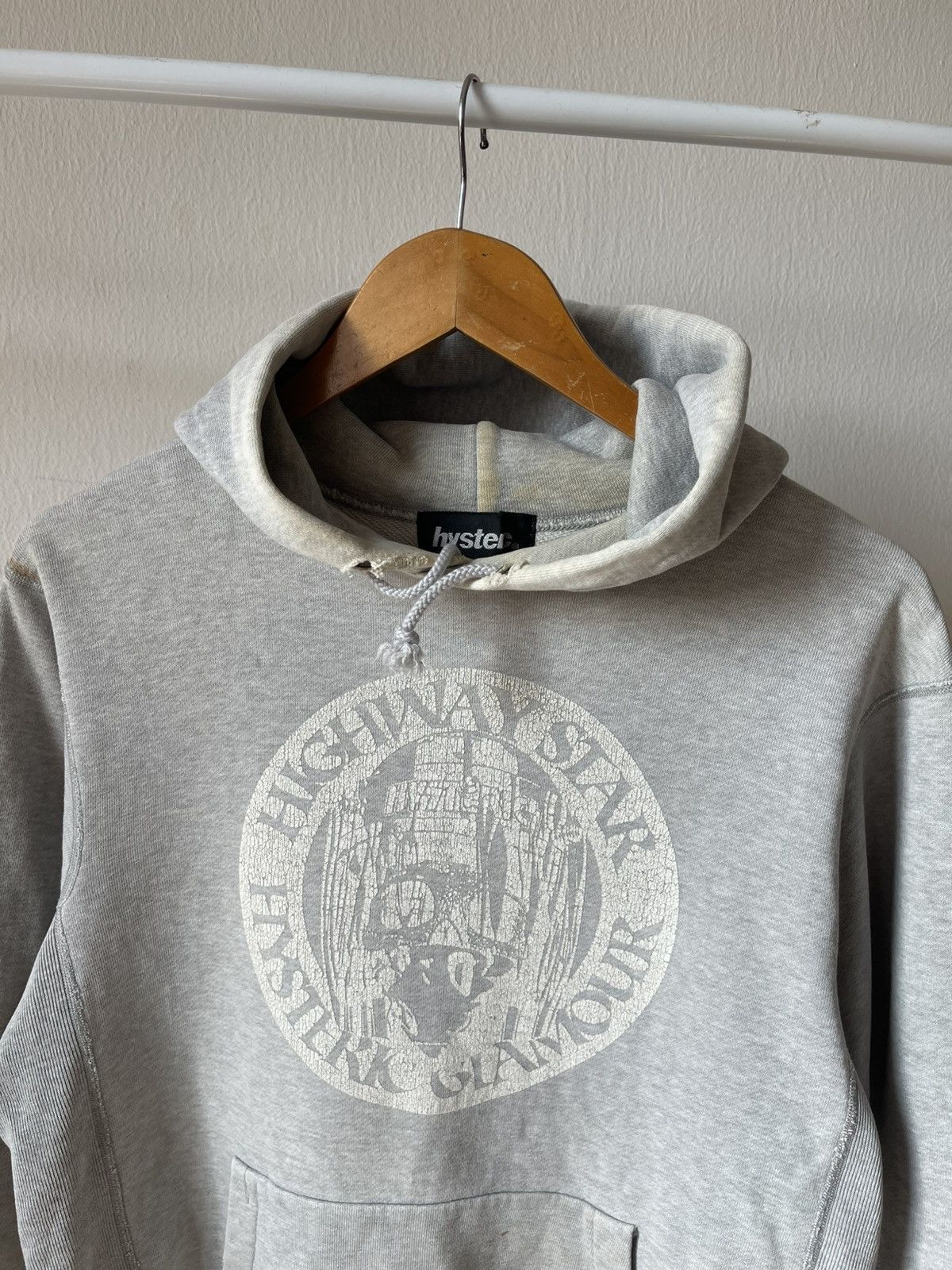 Hysteric Glamour 90s Hysteric Glamour Distressed Hoodie Size US L / EU 52-54 / 3 - 4 Thumbnail