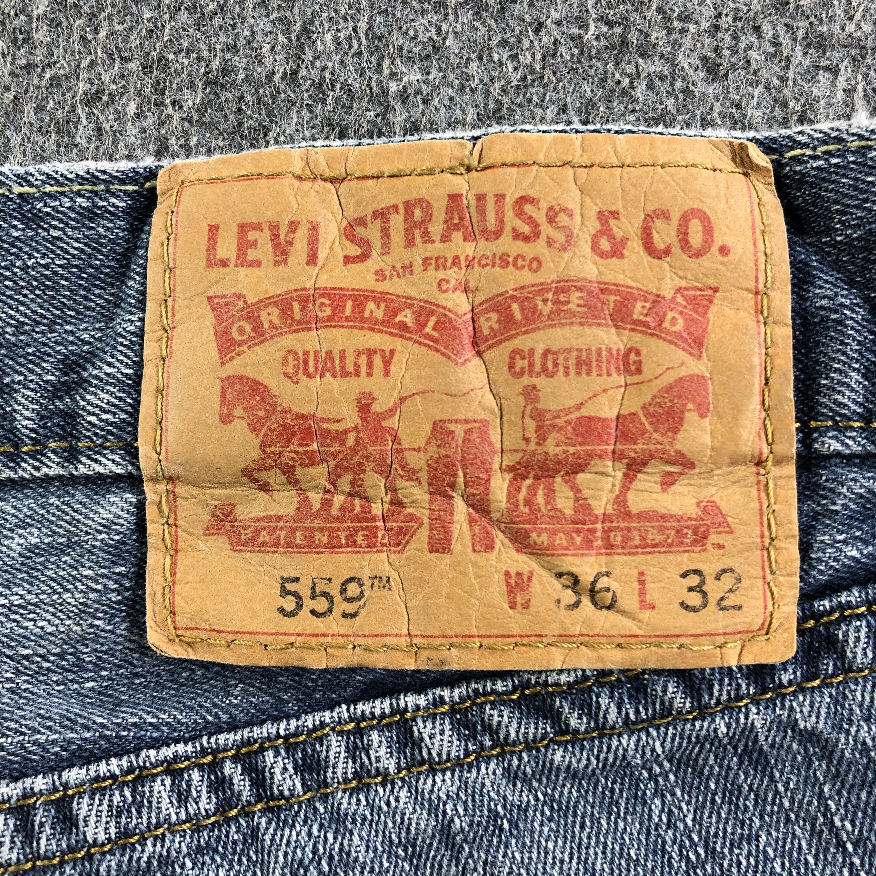 Levi's Vintage Blue Wash Levis 559 Jeans-J3545 Size US 37 - 5 Thumbnail