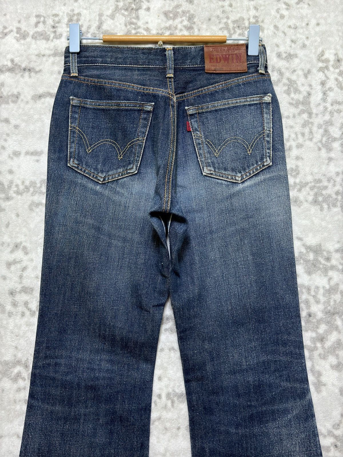 Edwin Vintage Miss Edwin 503 Regular Flare Blue Washed Distressed Size US 26 / EU 42 - 8 Thumbnail