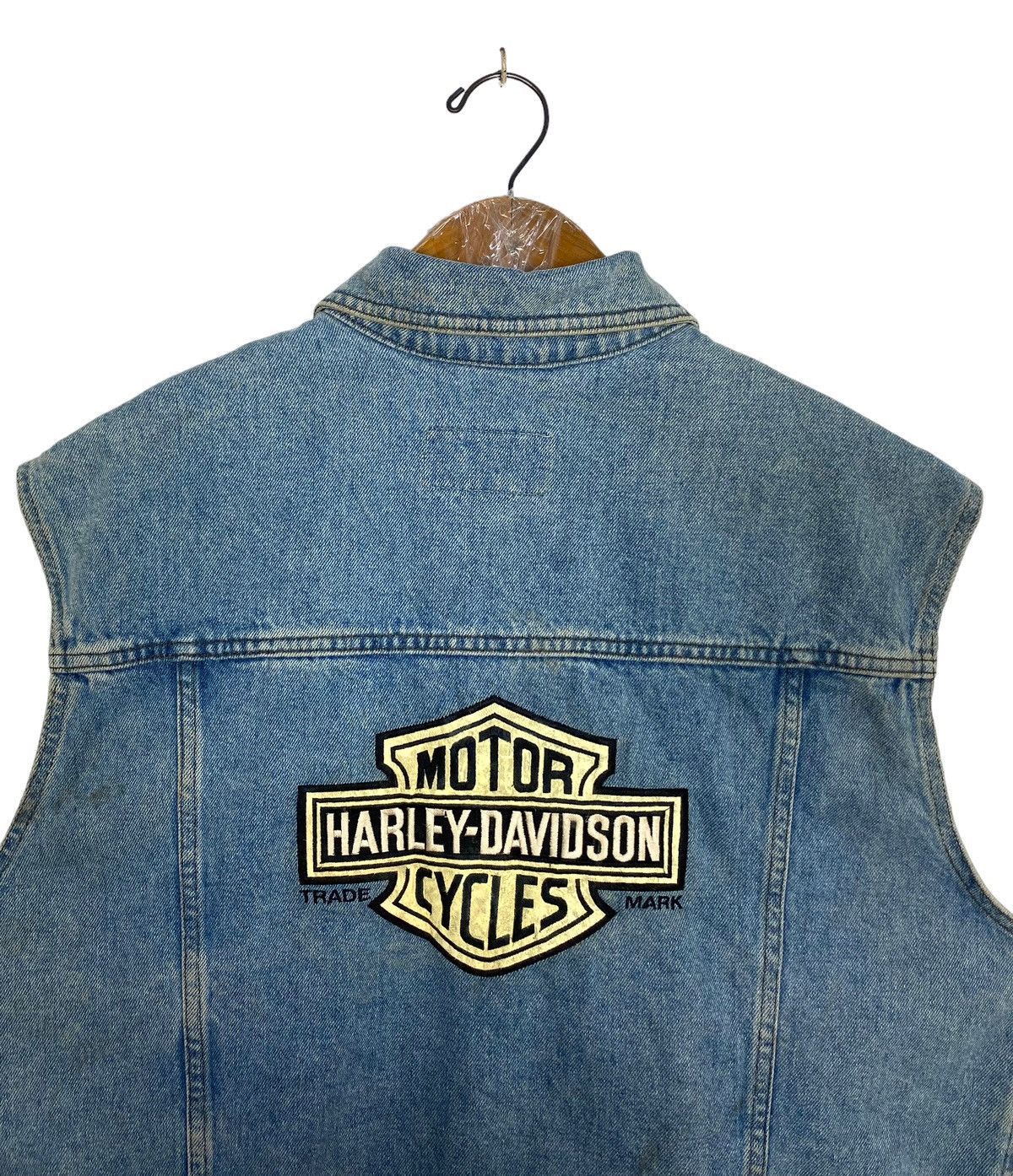 Harley Davidson Vintage Harley Davidson Denim Trucker Vest Big Logo Canada Size US L / EU 52-54 / 3 - 2 Thumbnail