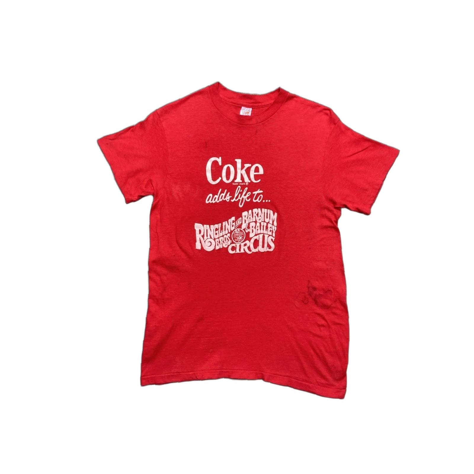 Hanes VINTAGE 70s Hanes T-Shirt Ringling Bros Barnum Bailey Coke Adds Life Red Medium Mens Shirt Vintage 70s 90s Theme Size US M / EU 48-50 / 2 - 1 Thumbnail