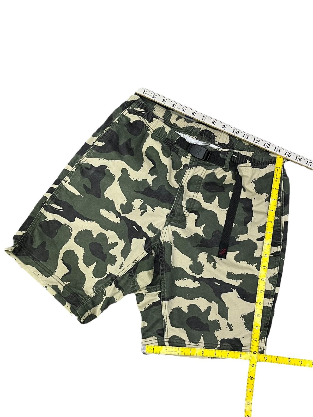 Gramicci Gramicci Camo Outdoor Shorts Size 30” Size US 30 / EU 46 - 8 Thumbnail