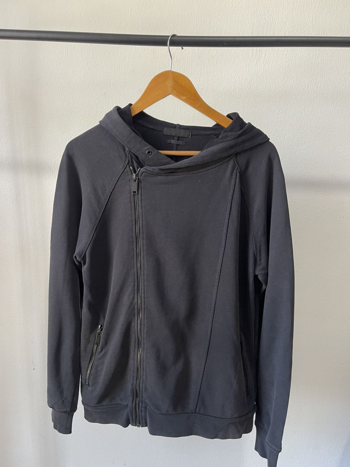 Alexander McQueen Alexander Mcqueen Asymetrical Zip Hoodie #99 Size US M / EU 48-50 / 2 - 2 Thumbnail