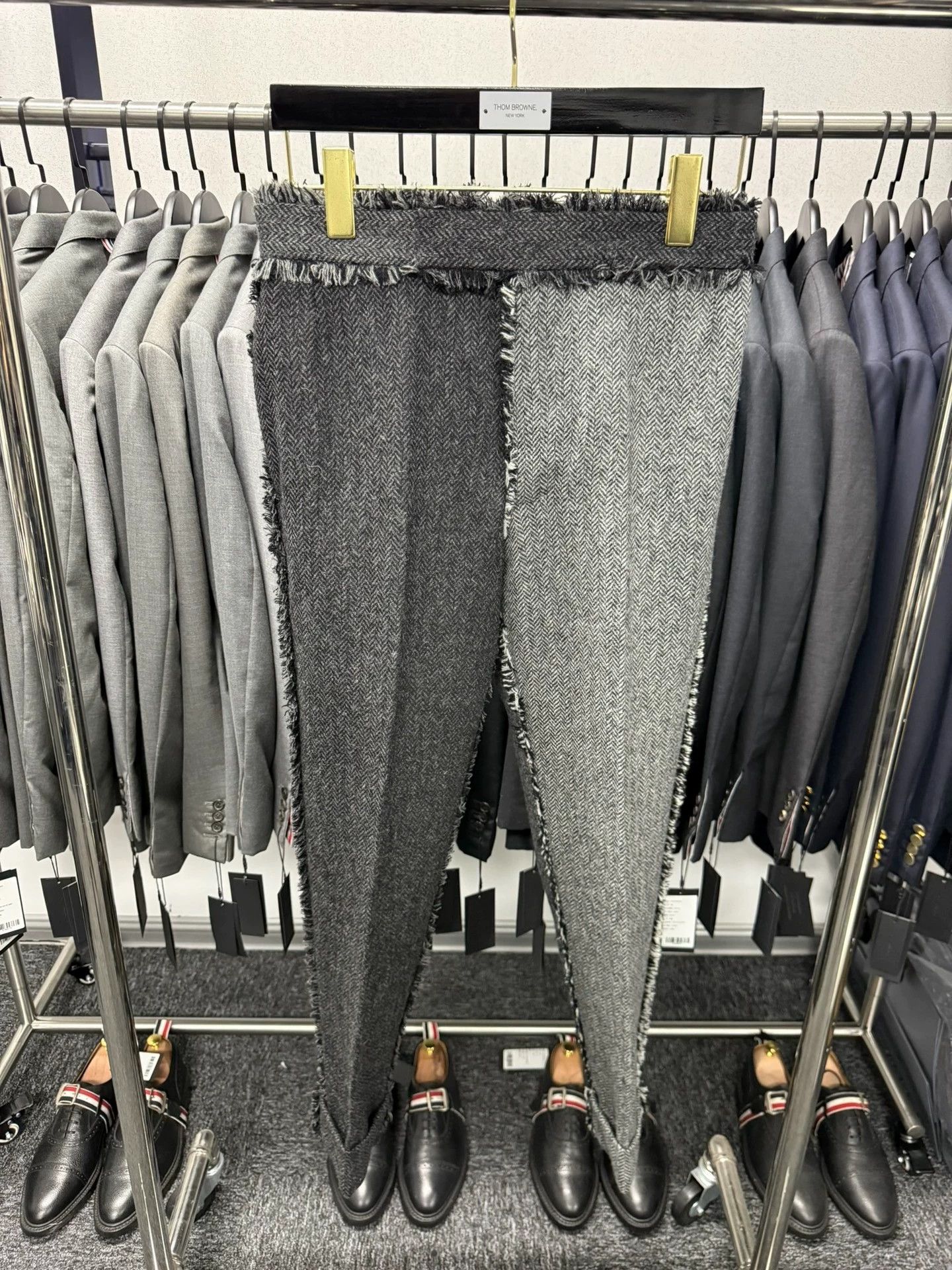 Thom Browne Thom Browne Men's Runway Colorblocked Raw Wool Trousers 0 Size US 28 / EU 44 - 1 Thumbnail
