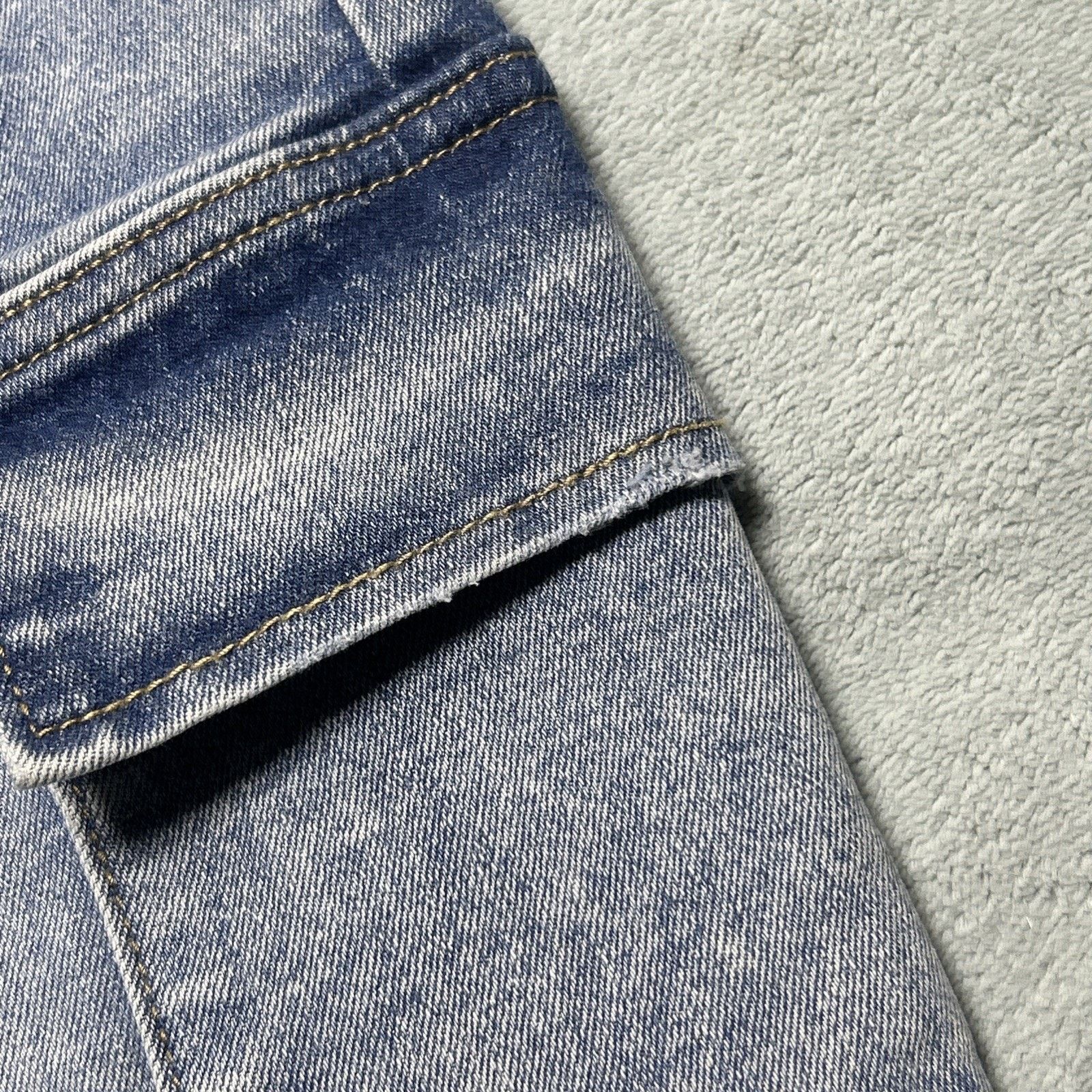 Wrangler 2000s Beyond Baggy Cargo Jeans Medium 34x27 Wide Strap Leg Size 30" / US 8 / IT 44 - 5 Thumbnail