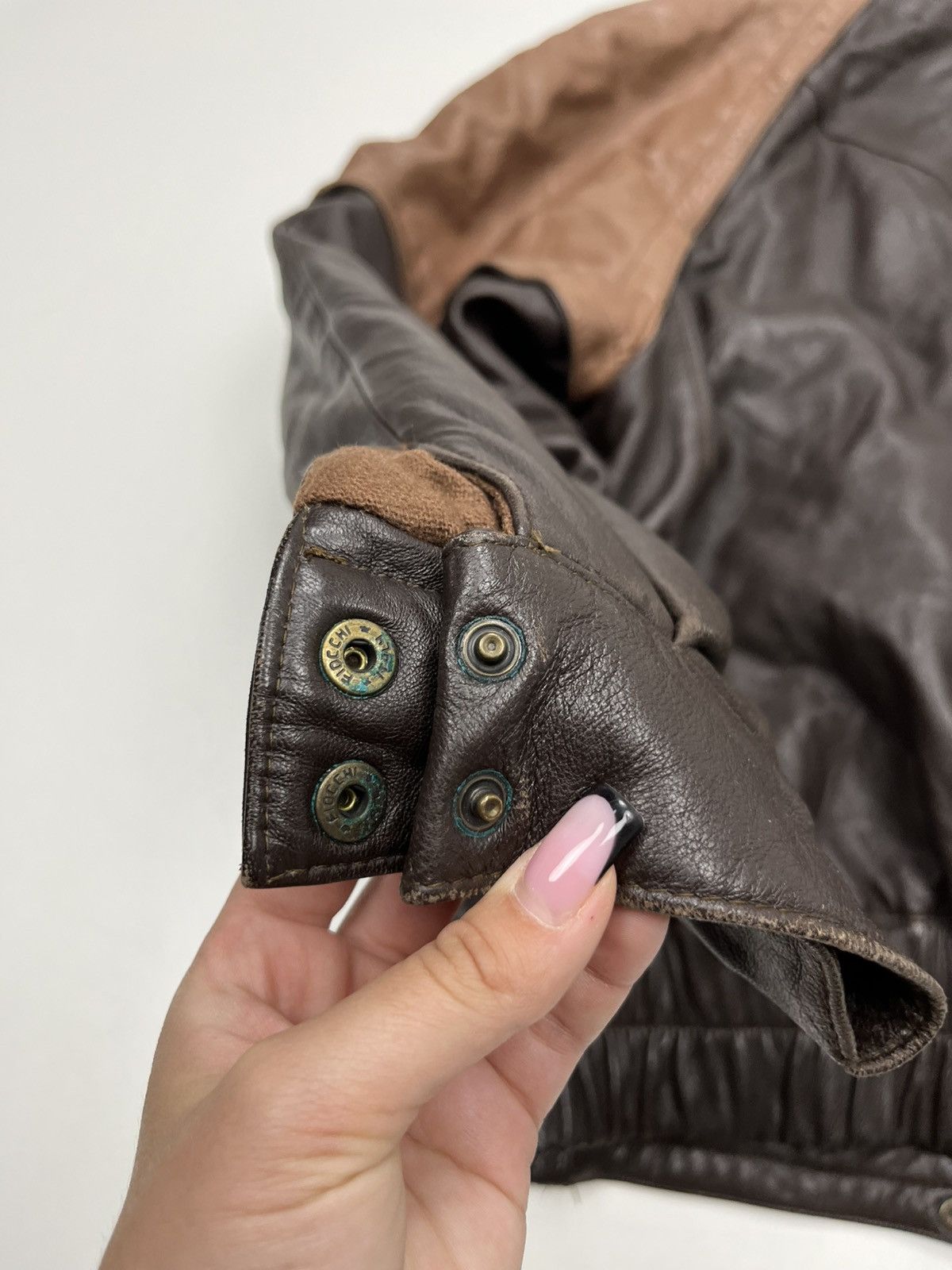 Other Vintage Umberto Olivieri two-tone leather bomber Size US L / EU 52-54 / 3 - 7 Thumbnail