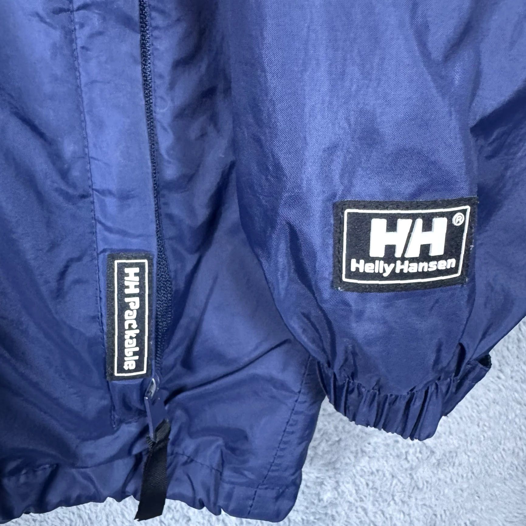 Helly Hansen Helly Hansen Windbreaker Mens Medium Rain Jacket Tech Hooded Packable Full Zip Jacket Hoodie? Size US M / EU 48-50 / 2 - 3 Thumbnail