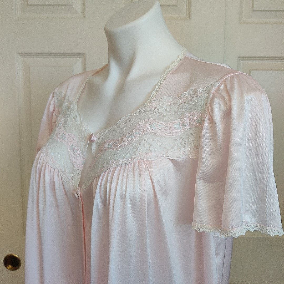 Vintage Vintage short sleeve button front nightgown housecoat M Size ONE SIZE - 4 Thumbnail