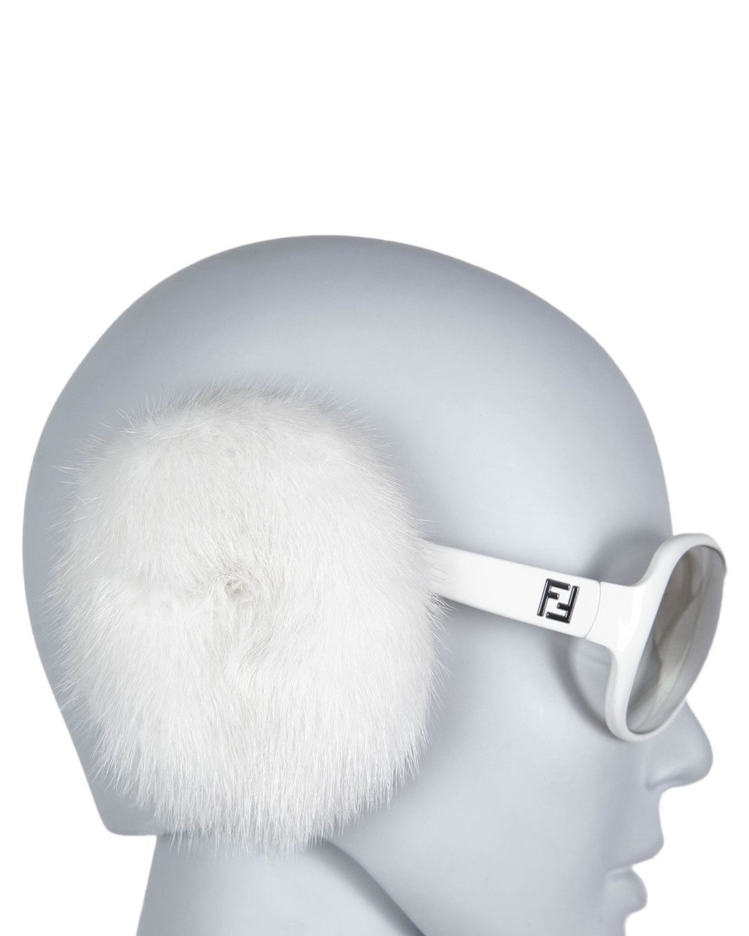 Fendi Fendi Limited Edition Sunglass + Earmuffs Set Size ONE SIZE - 4 Thumbnail