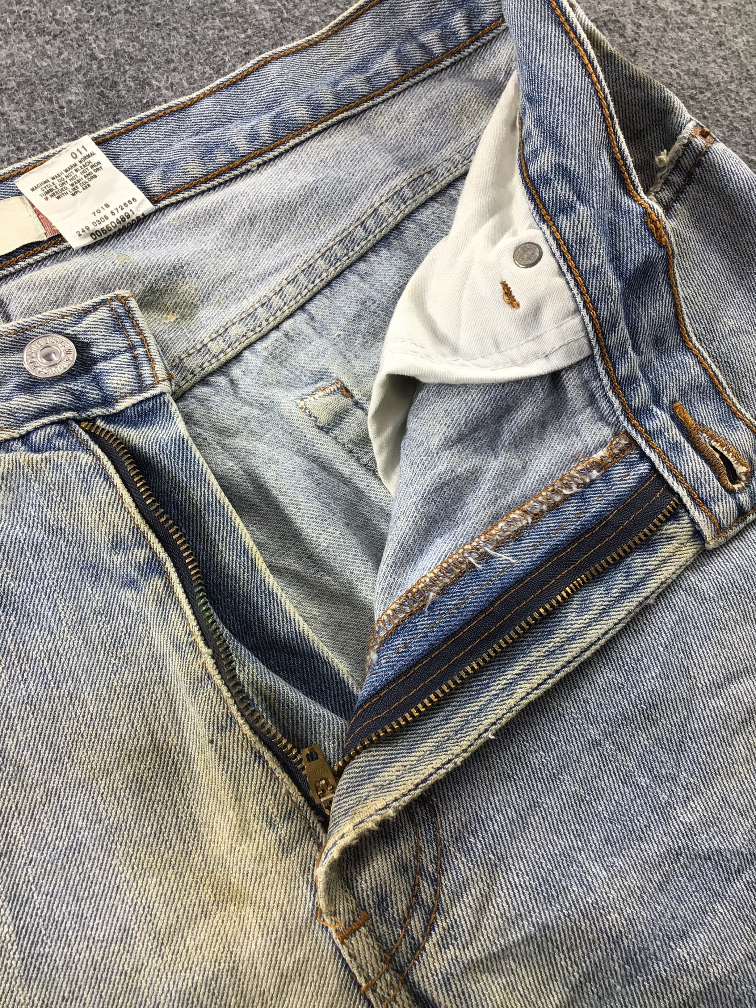 Levi's Vintage Levis 550 Jeans-J779 Size US 37 - 7 Thumbnail