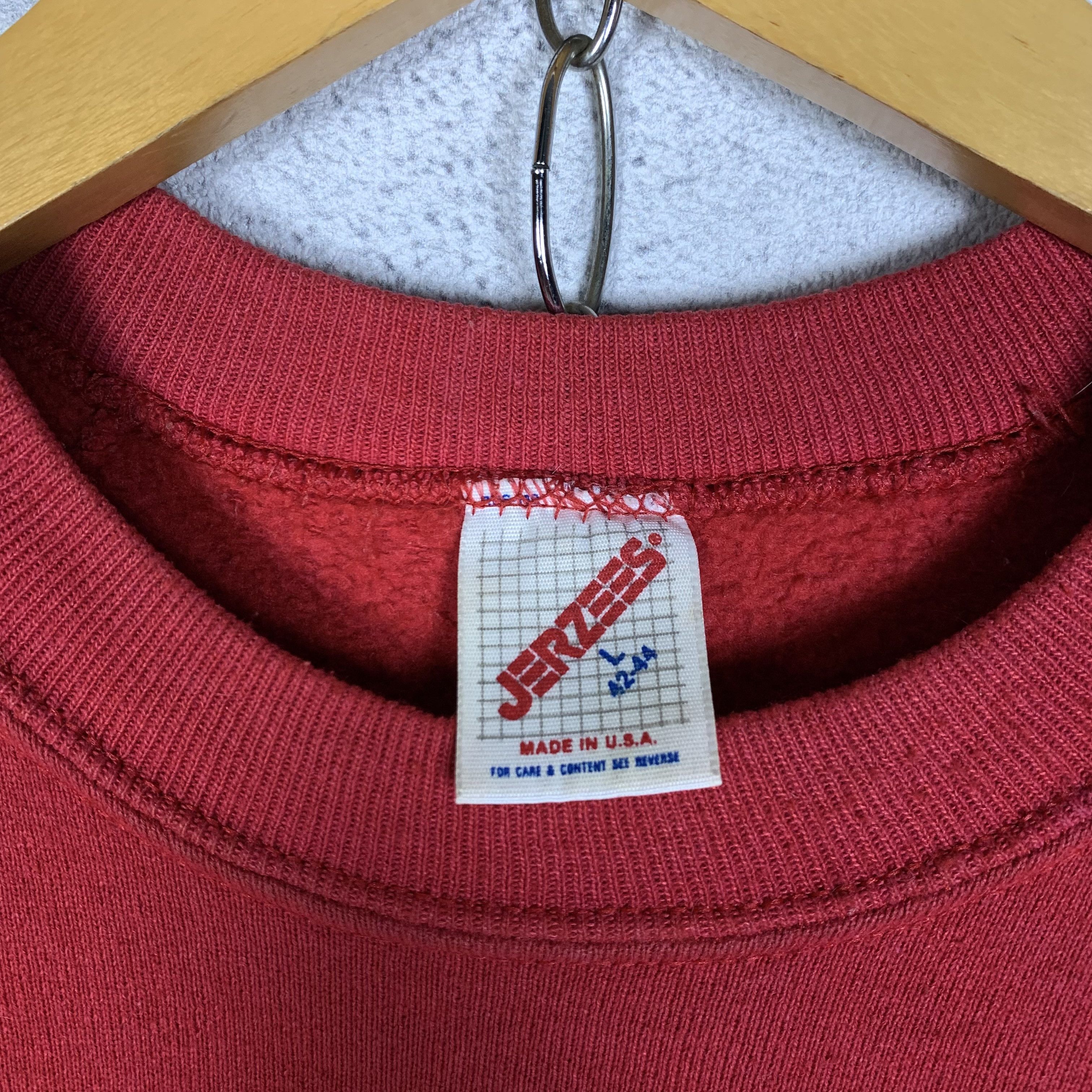 Vintage Vintage East Derry Eagles Sweatshirt Crewneck Size US L / EU 52-54 / 3 - 3 Thumbnail