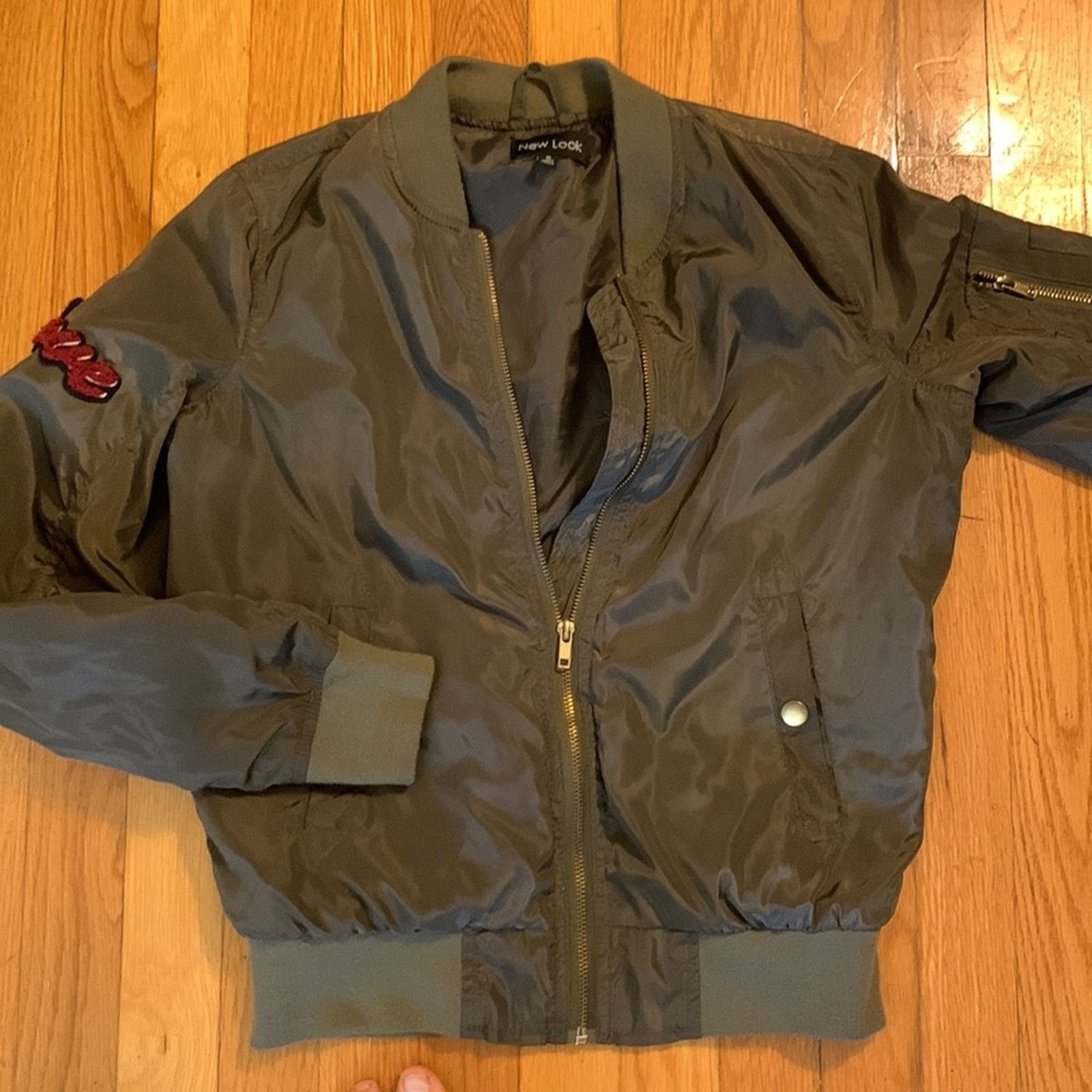New Look New Look Bomber Jacket Khaki Olive Green, Message appliques Size S / US 4 / IT 40 - 6 Thumbnail
