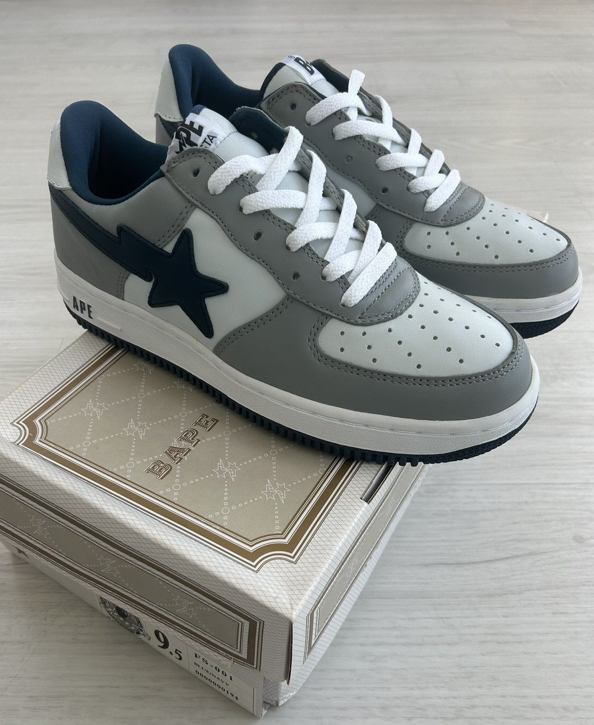 Bape VERY RARE OG 2003 A BATHING APE BLUE/NAVY BAPESTA Size US 9.5 / EU 42-43 - 4 Thumbnail