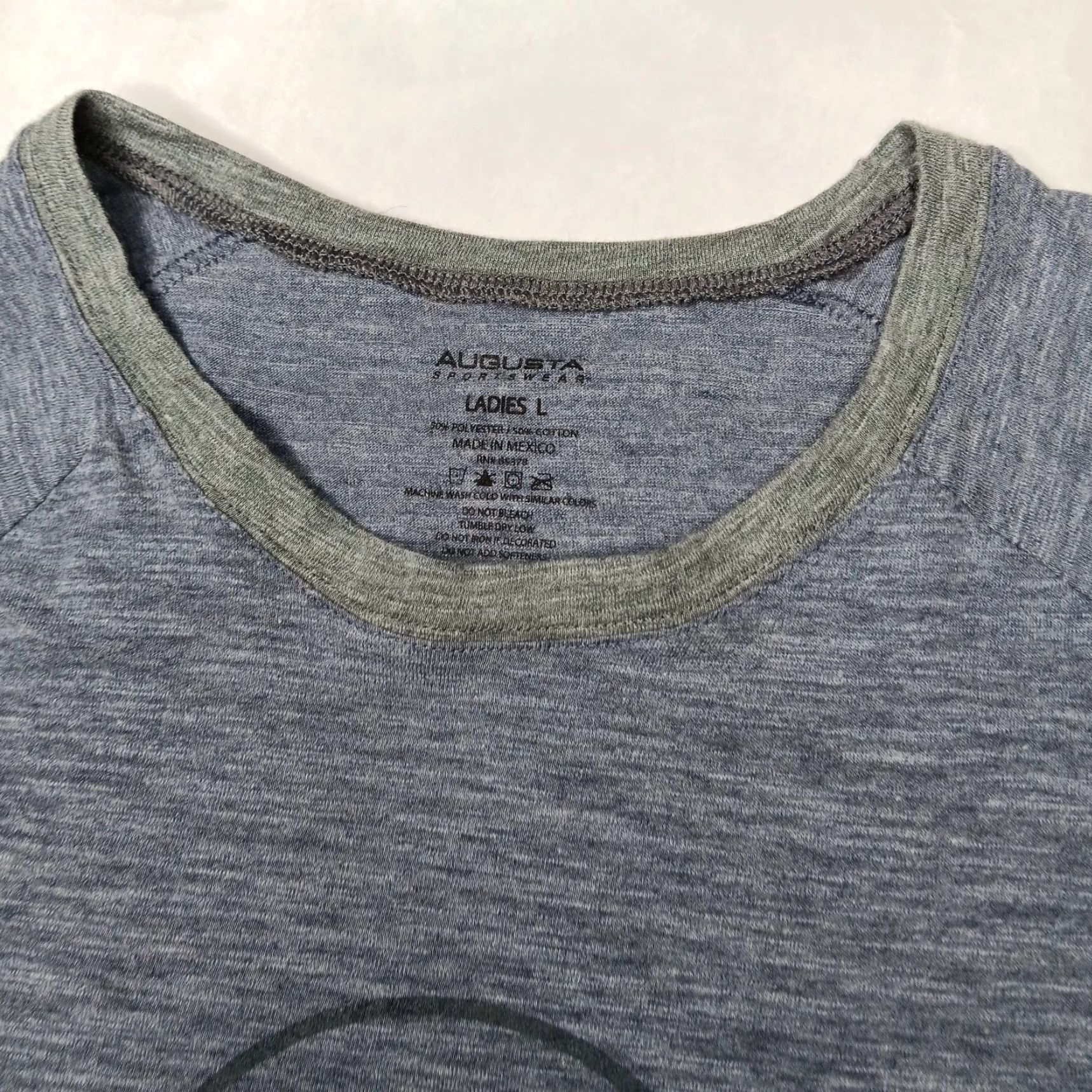 Vintage Garth Brooks All Day Long T-Shirt Augusta Women L Gray Blue Stripe Short Sleeve Round Neck Casual Pullover Country Music Shirt Size L / US 10 / IT 46 - 6 Thumbnail
