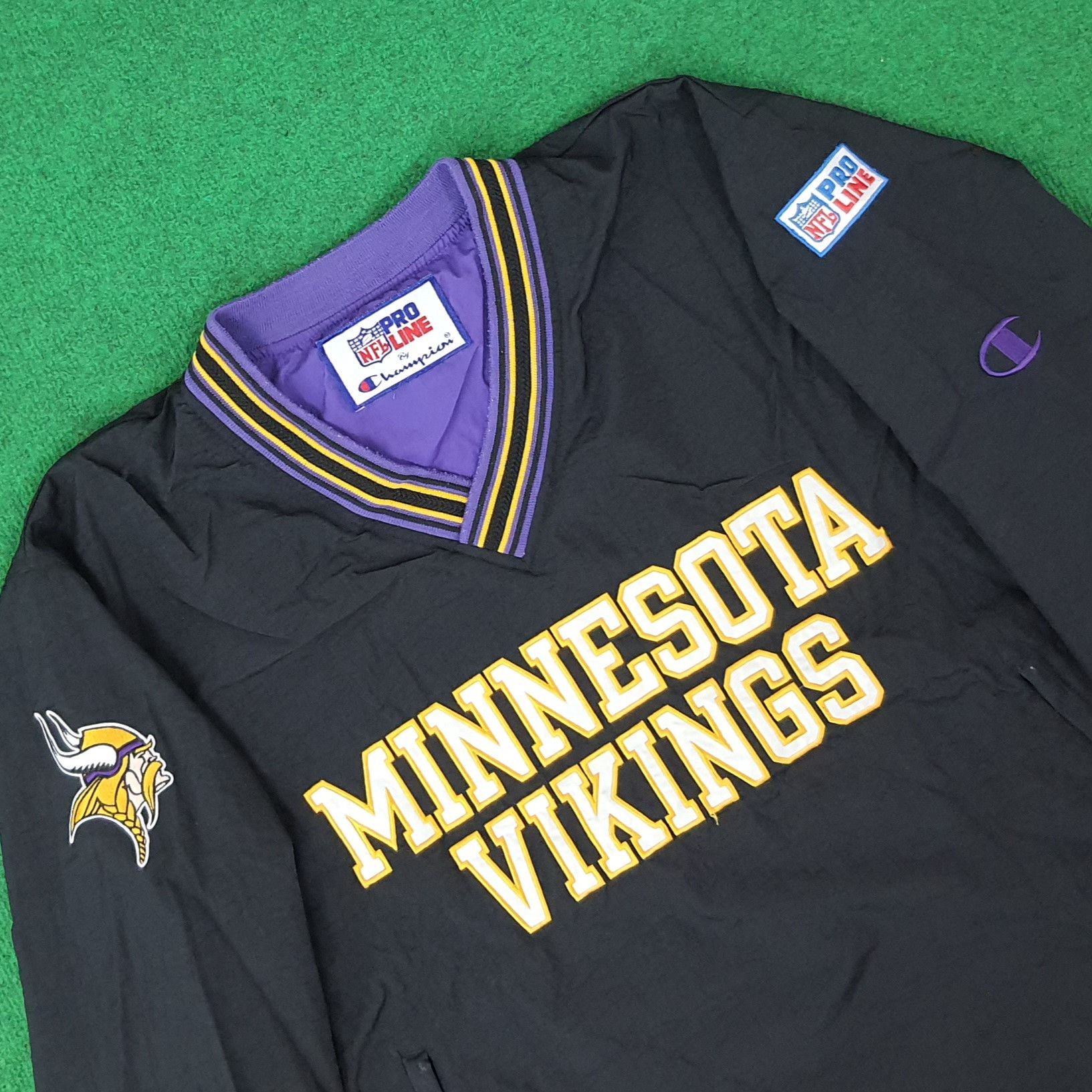 NFL Vintage NFL by Champion Minnesota Vikings Sweatshirt C254N14 Size US XL / EU 56 / 4 - 2 Thumbnail