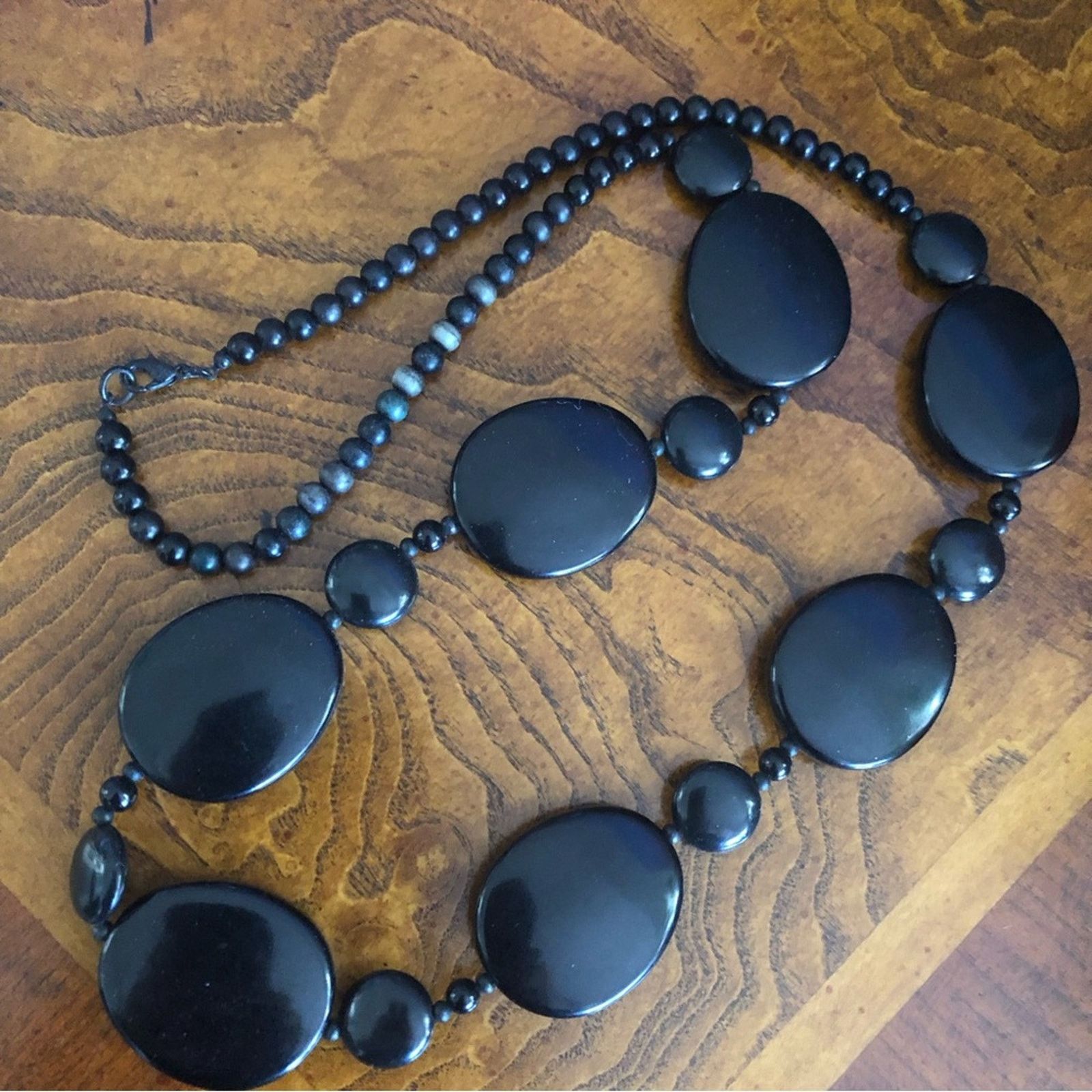 Jewelry Bold black resin disc wood bead necklace Size ONE SIZE - 8 Thumbnail