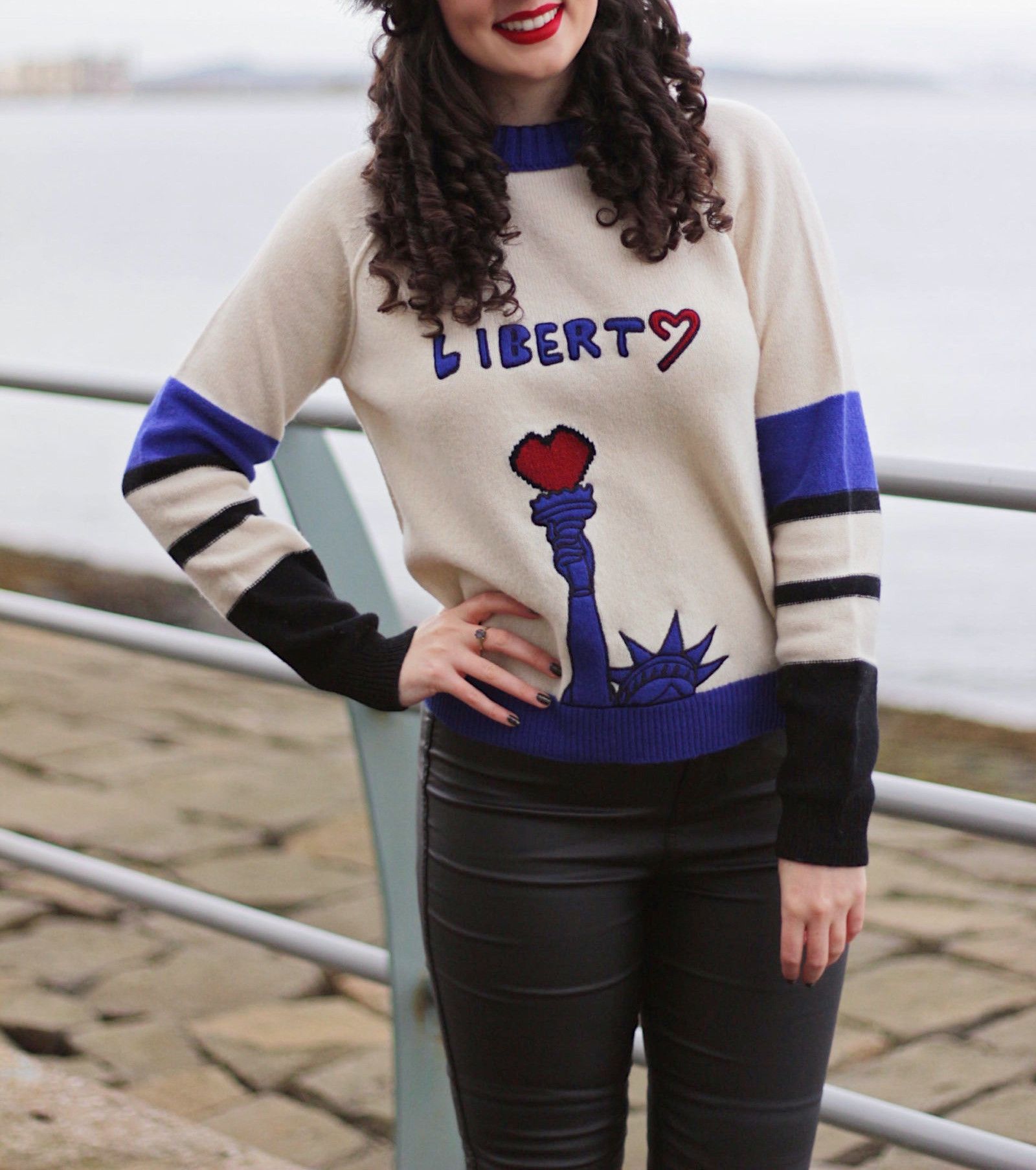 Tommy Hilfiger Tommy Hilfiger Sweater Liberty New York 30th Anni Limited Size S / US 4 / IT 40 - 2 Thumbnail
