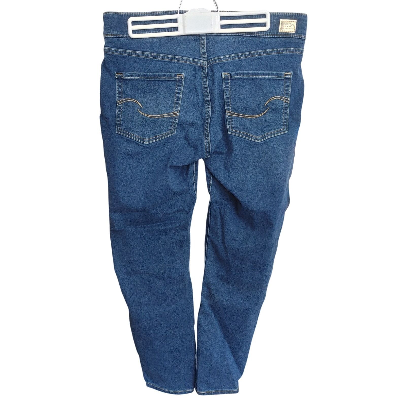 Levi's Levi's Women's 12S Totally Shaping PullOn Skinny Jeans Size 34" / US 12 / IT 48 - 2 Thumbnail