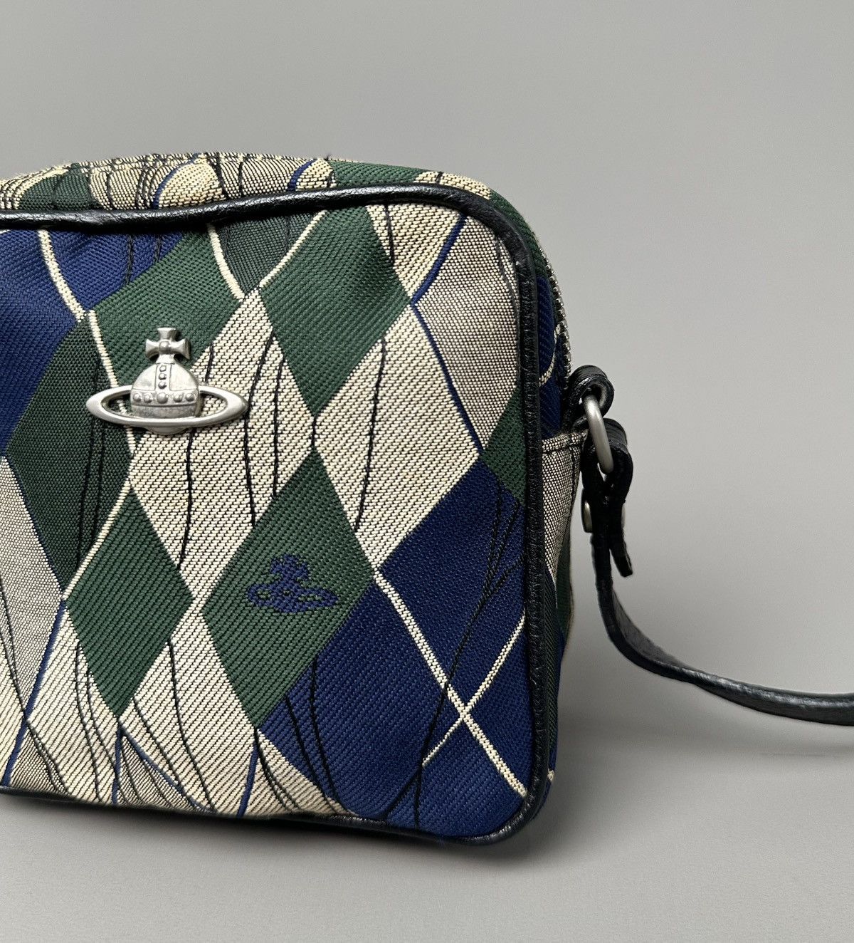 Vivienne Westwood Vivienne Westwood - Vintage Tartan Orb Logo Men’s Sling Bag Size ONE SIZE - 3 Thumbnail