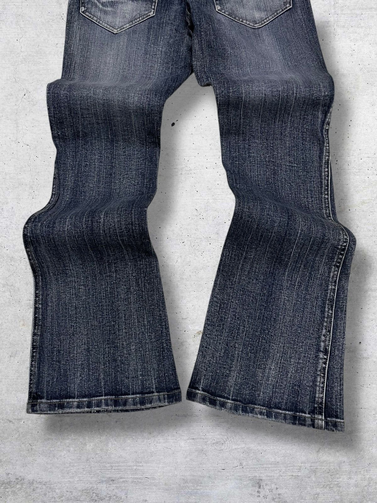 Tornado Mart VINTAGE DAILY TOPIC 1990S JAPAN DESIGNER FLARED RETRO DENIM Size US 28 / EU 44 - 10 Thumbnail