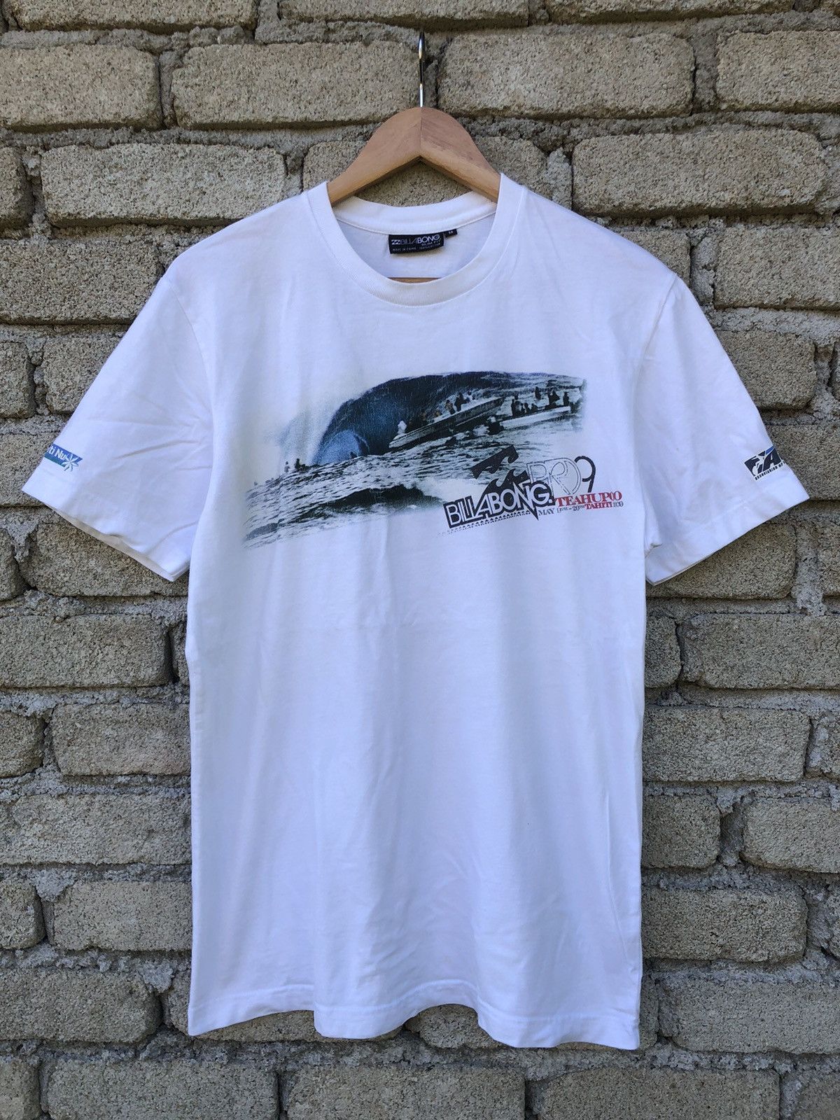 Billabong Vintage Y2K Billabong PRO 9 Teahupoo Tahiti Tshirt Size US M / EU 48-50 / 2 - 1 Thumbnail