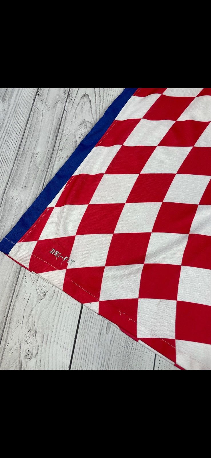 Vintage Vintage Horvatska soccer tee size L 19 rare Size US L / EU 52-54 / 3 - 3 Thumbnail