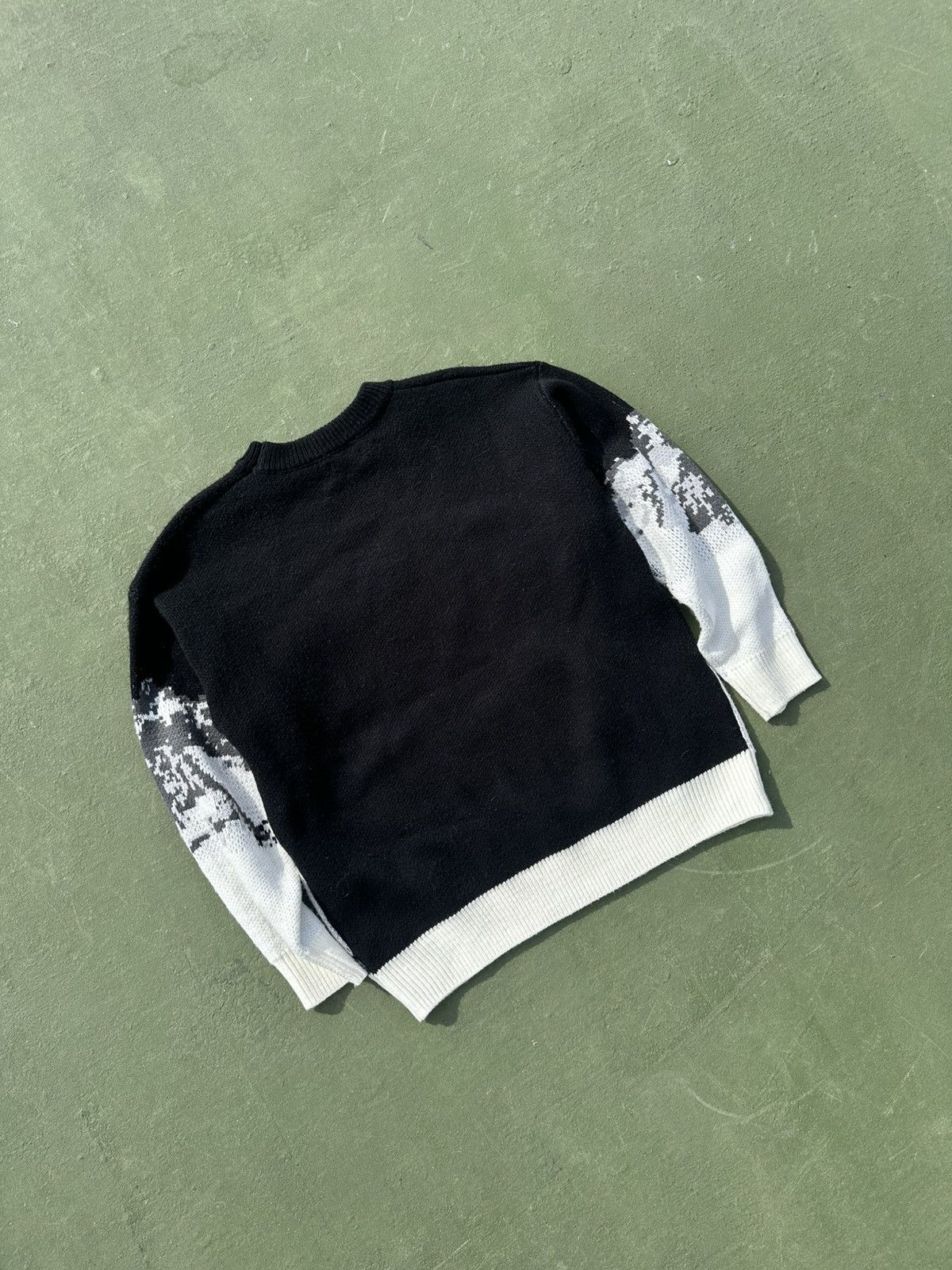 Other Snowy Mountain Crewneck Size US M / EU 48-50 / 2 - 3 Thumbnail