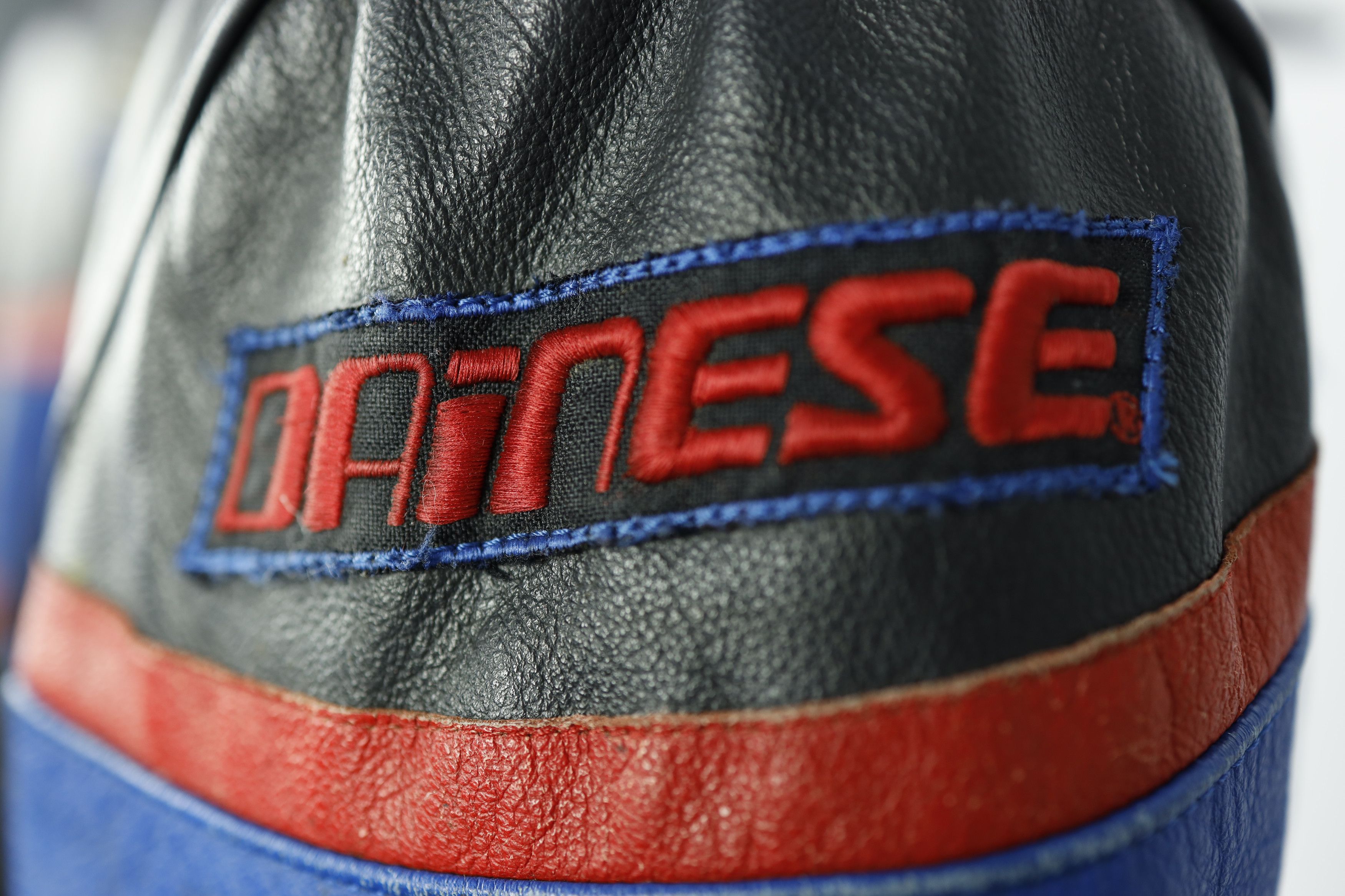 Dainese [ARCHIVE] 1997 Dainese "Legends" Daytona T200 Leather Jacket Size US L / EU 52-54 / 3 - 4 Thumbnail