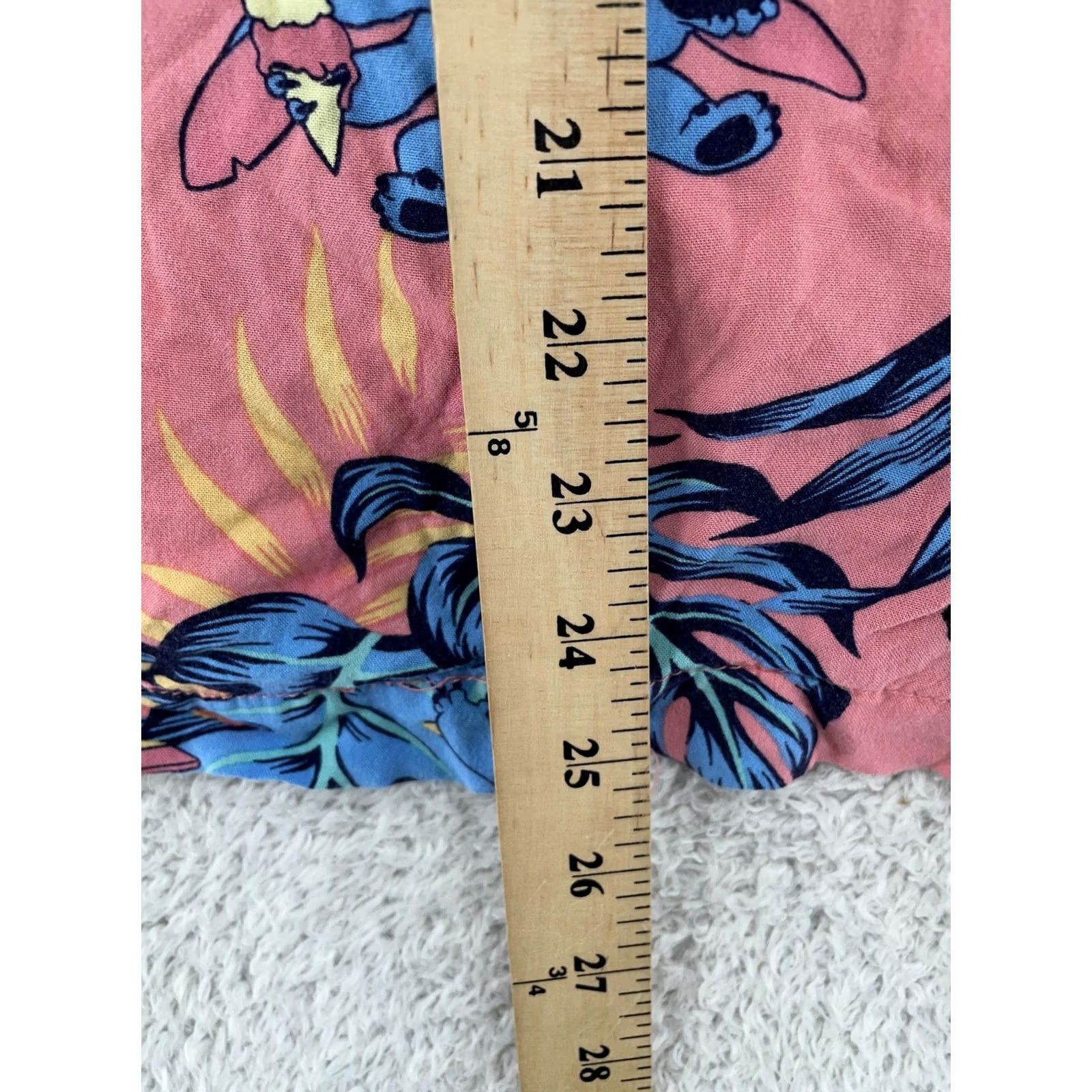 Disney Disney Stitch Rayon Hawaiian Shirt Mens S Pink Aloha Short Sleeve Button Up Size US S / EU 44-46 / 1 - 6 Thumbnail