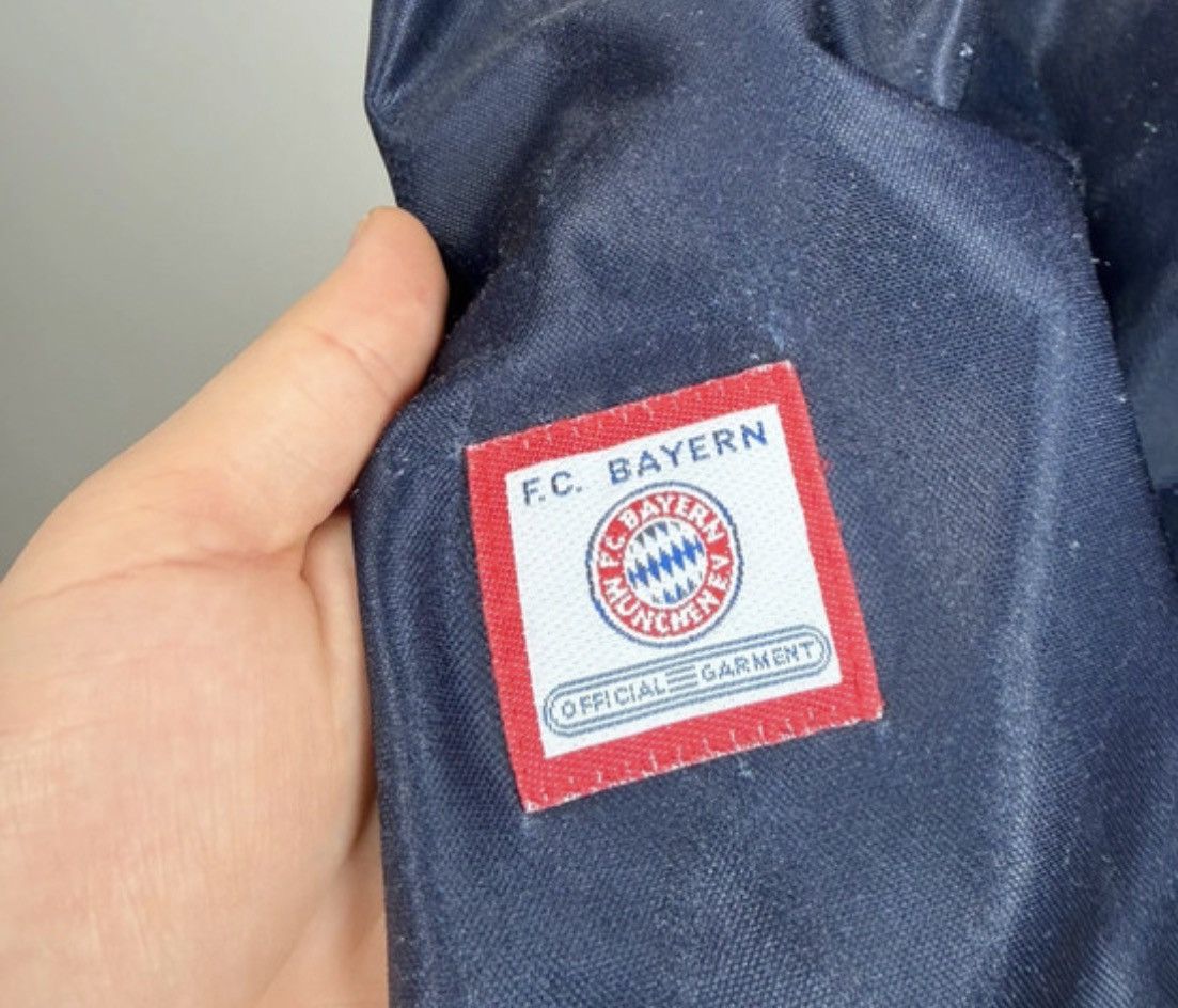 Adidas Adidas Bayern Munich 97/99 Retro Kit #9 Elber Socer Jersey Size US XXL / EU 58 / 5 - 7 Thumbnail
