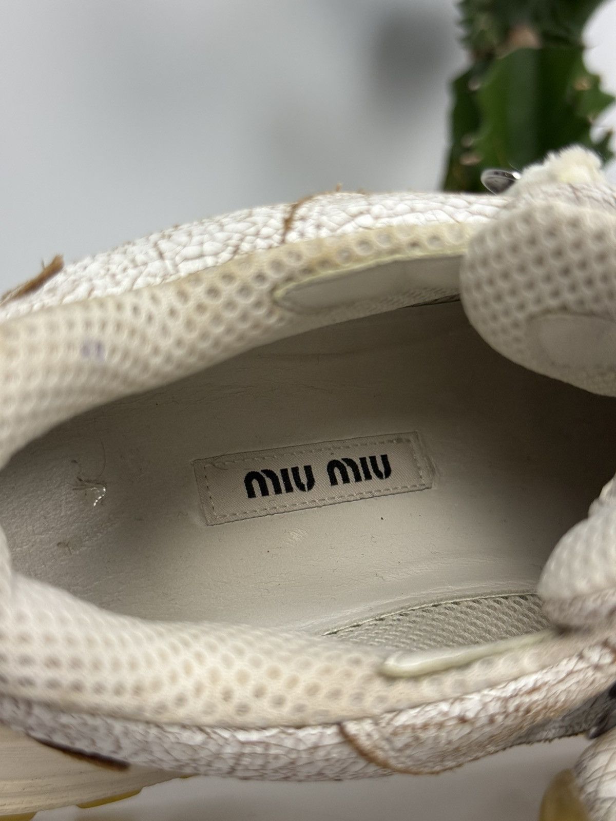 Miu Miu Miu Miu Damen Cracked Leather Chunky Sneakers White EU 37 Size US 7.5 / IT 37.5 - 17 Thumbnail