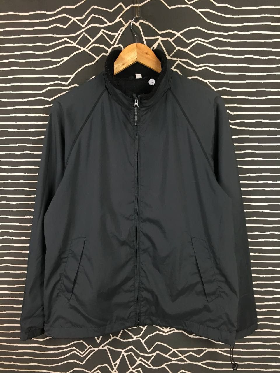 Uniqlo UNIQLO Black Windbreaker Full Zip Jacket Size M Size US M / EU 48-50 / 2 - 1 Thumbnail