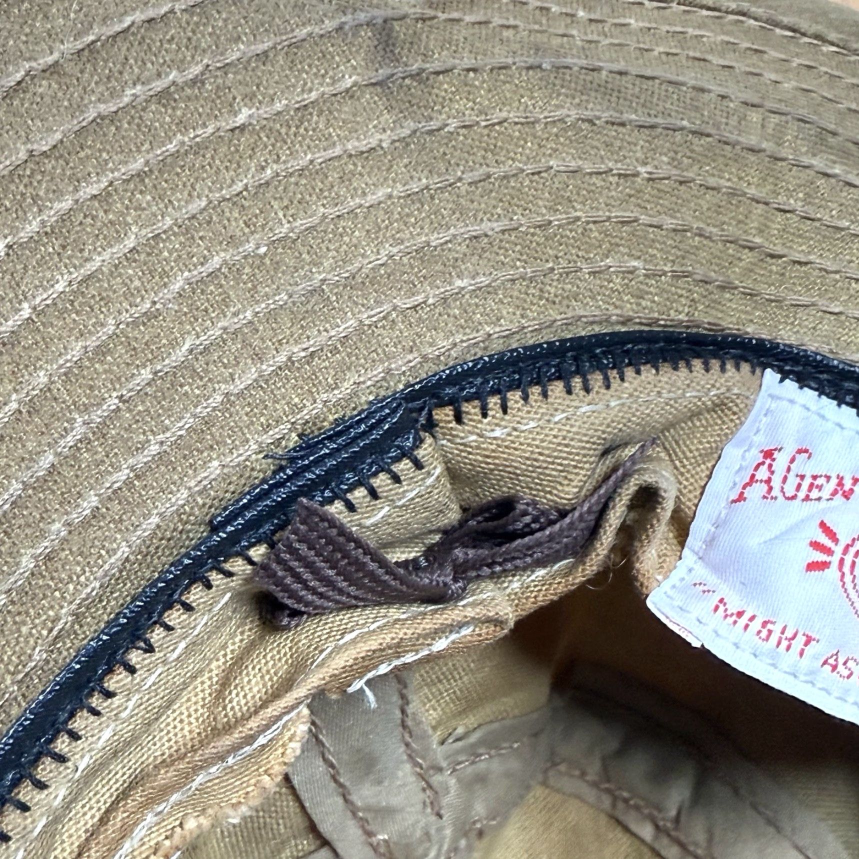 Filson VINTAGE Filson Hat Bush Tan Waxed Canvas Brimmed Earth Brown M Men Size Hat Filson Brush Style Brown Canvas Size ONE SIZE - 7 Thumbnail