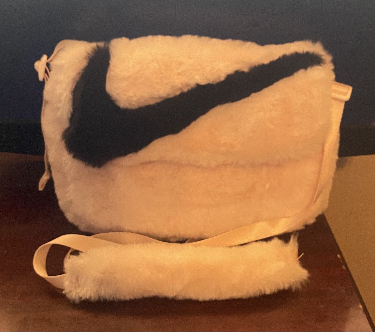 Nike Nike Future 365 Pink Faux Fur Crossbody Size ONE SIZE - 1 Thumbnail