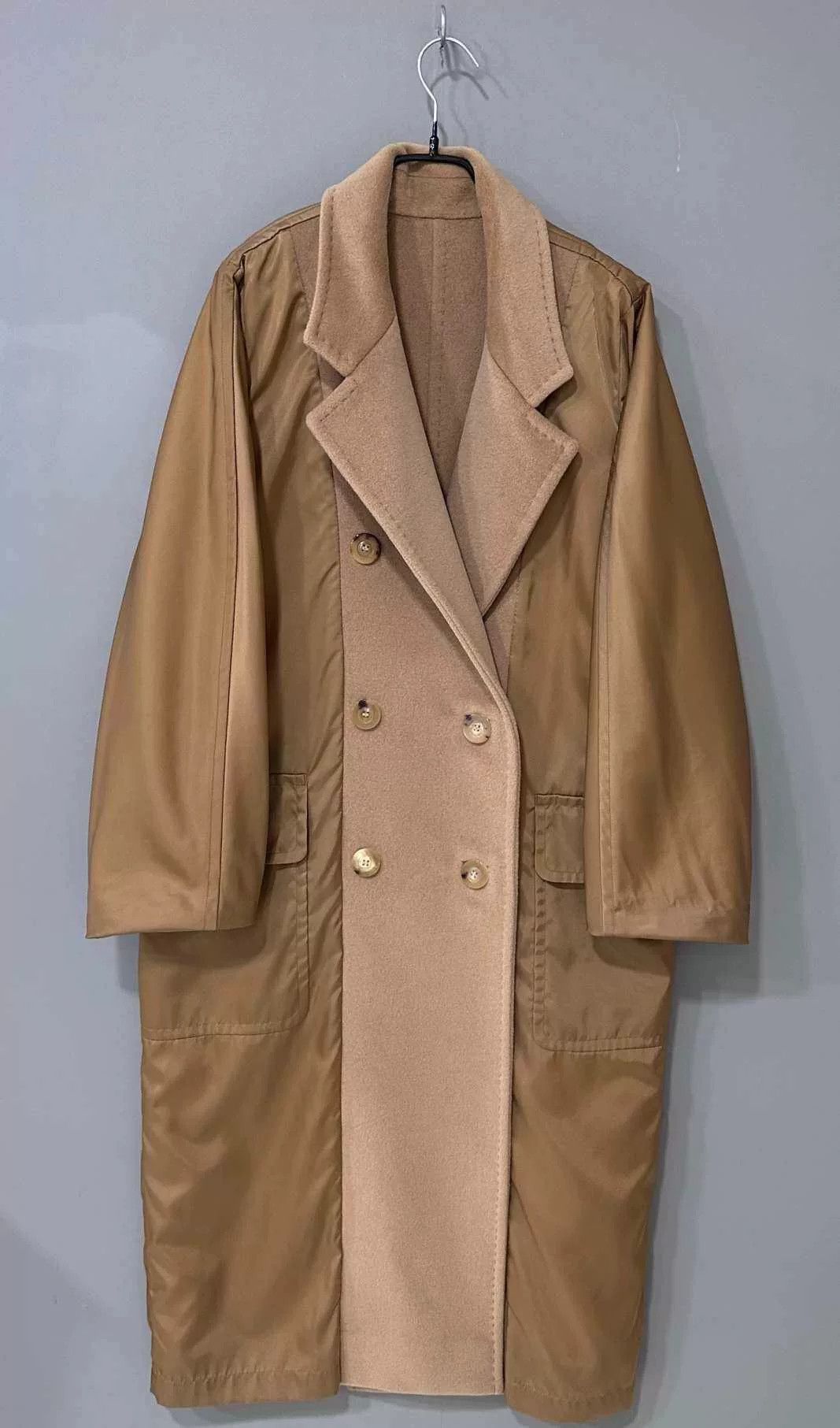 Max Mara double-sided 101801 coat by MaxMara Size US M / EU 48-50 / 2 - 1 Thumbnail