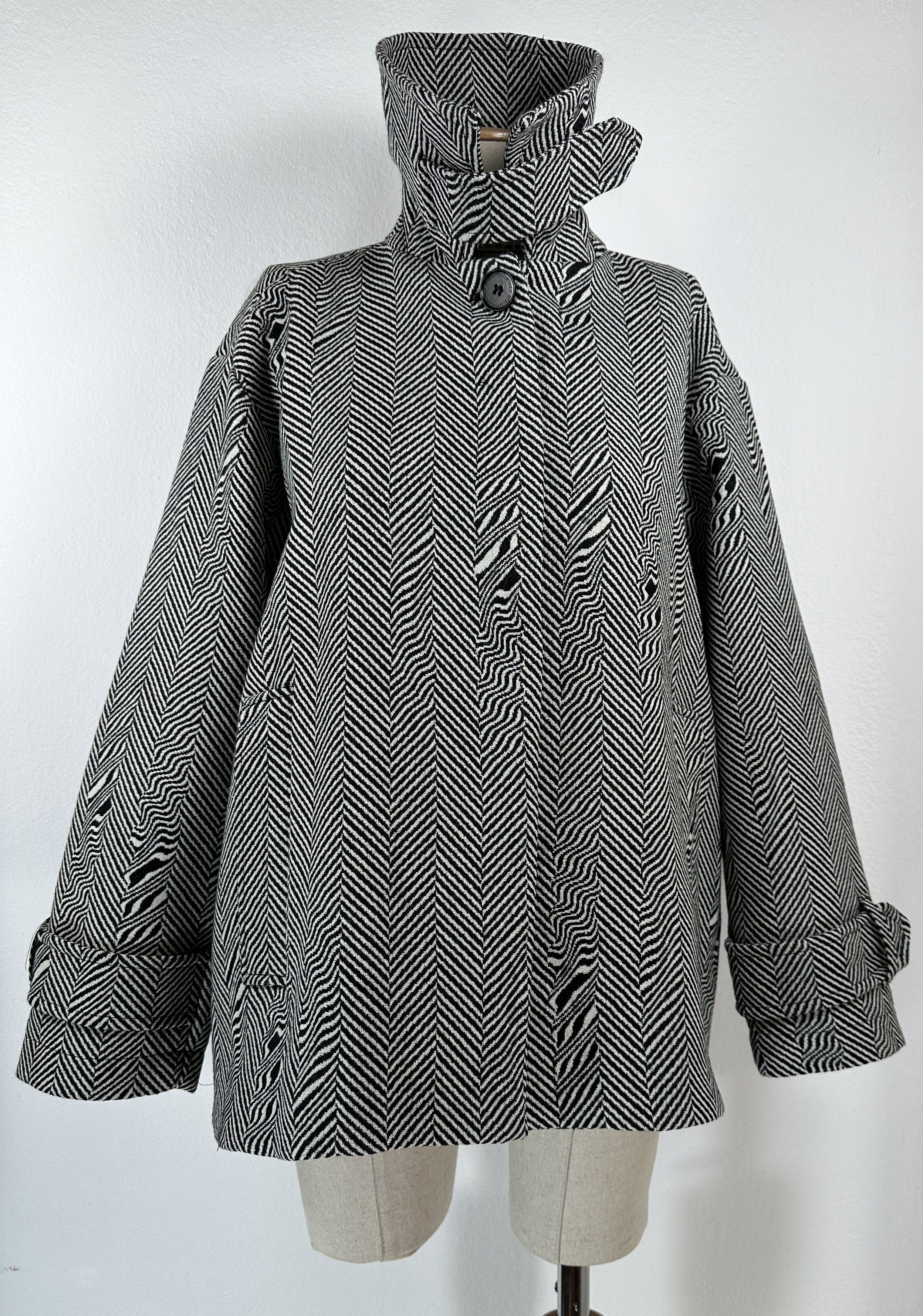 Stella McCartney Oversized Shearling-Trimmed Herringbone Jacket Size S / US 4 / IT 40 - 6 Thumbnail