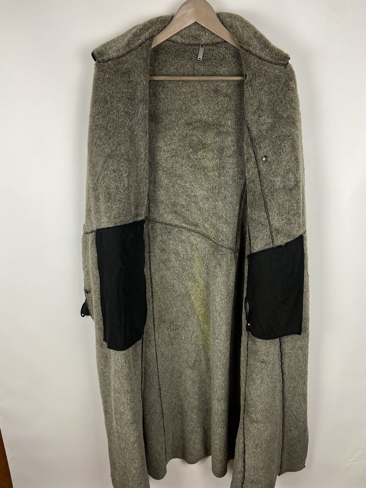 Vintage Vintage Versace Sport Black Micro Suede Faux Fur Lined Coat Size S / US 4 / IT 40 - 20 Thumbnail