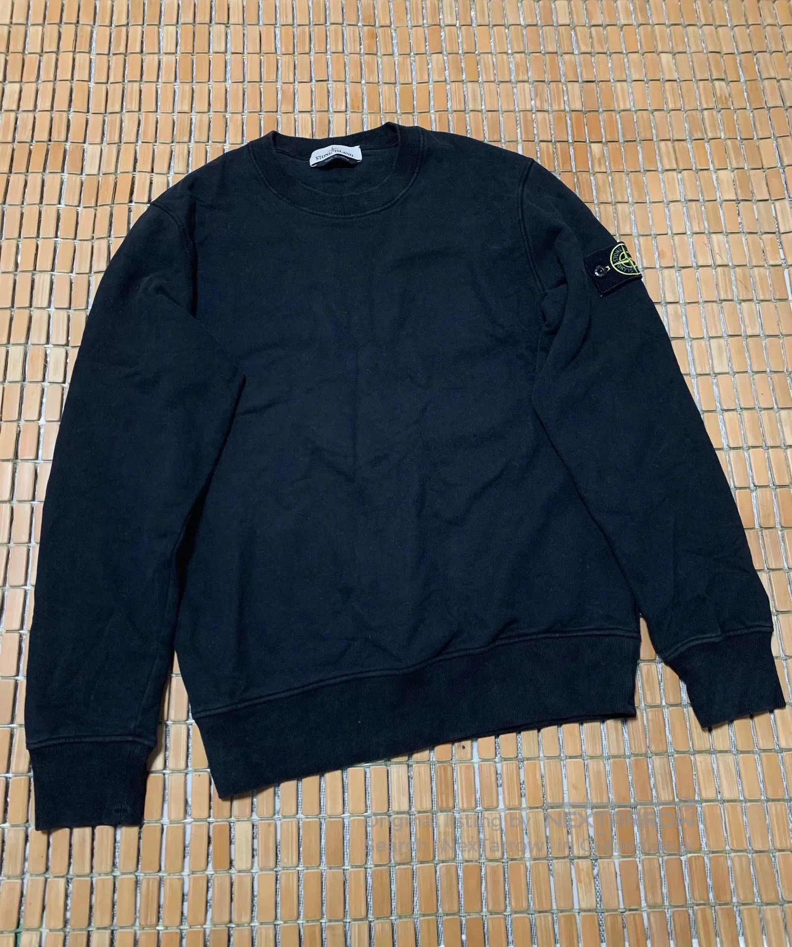 Stone Island Stone Island Classic Sleeve Badge Sweatshirt. Size US M / EU 48-50 / 2 - 1 Thumbnail