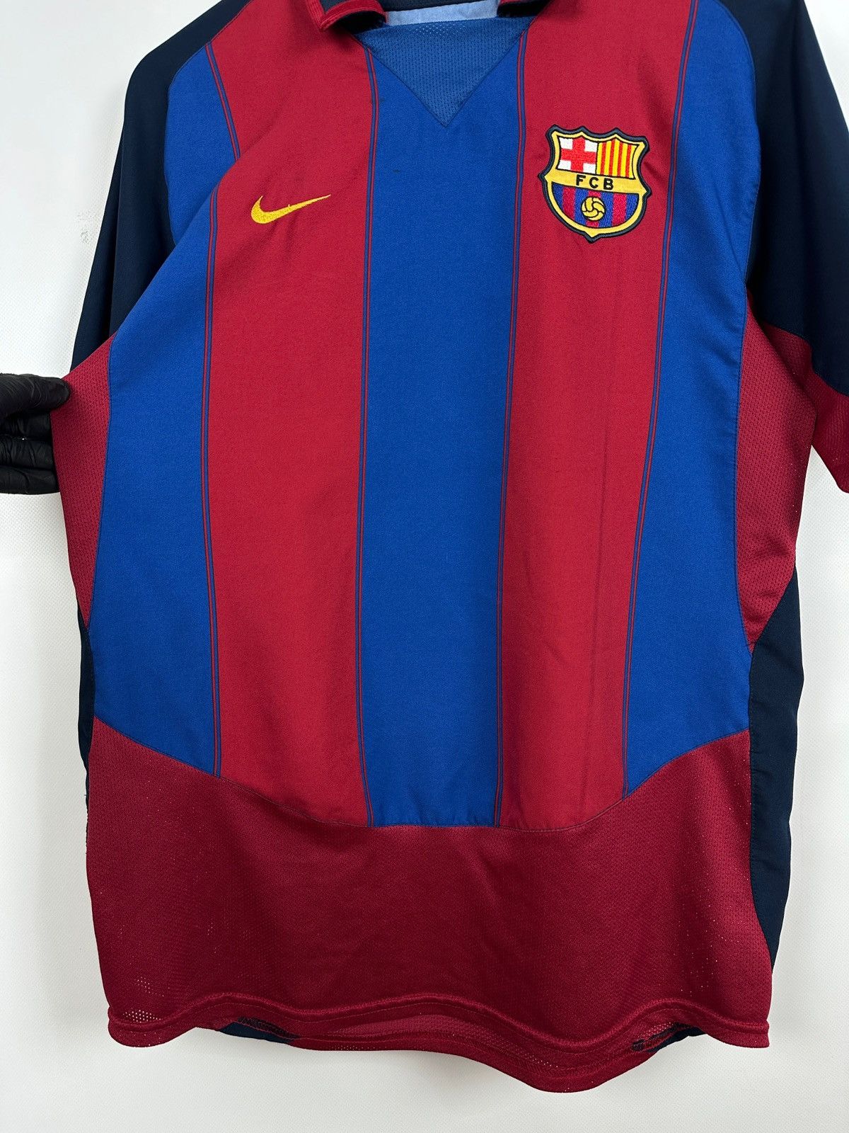 Nike 2003/04 Vintage Nike FC Barcelona Ronaldinho Soccer Jersey Size US M / EU 48-50 / 2 - 9 Thumbnail