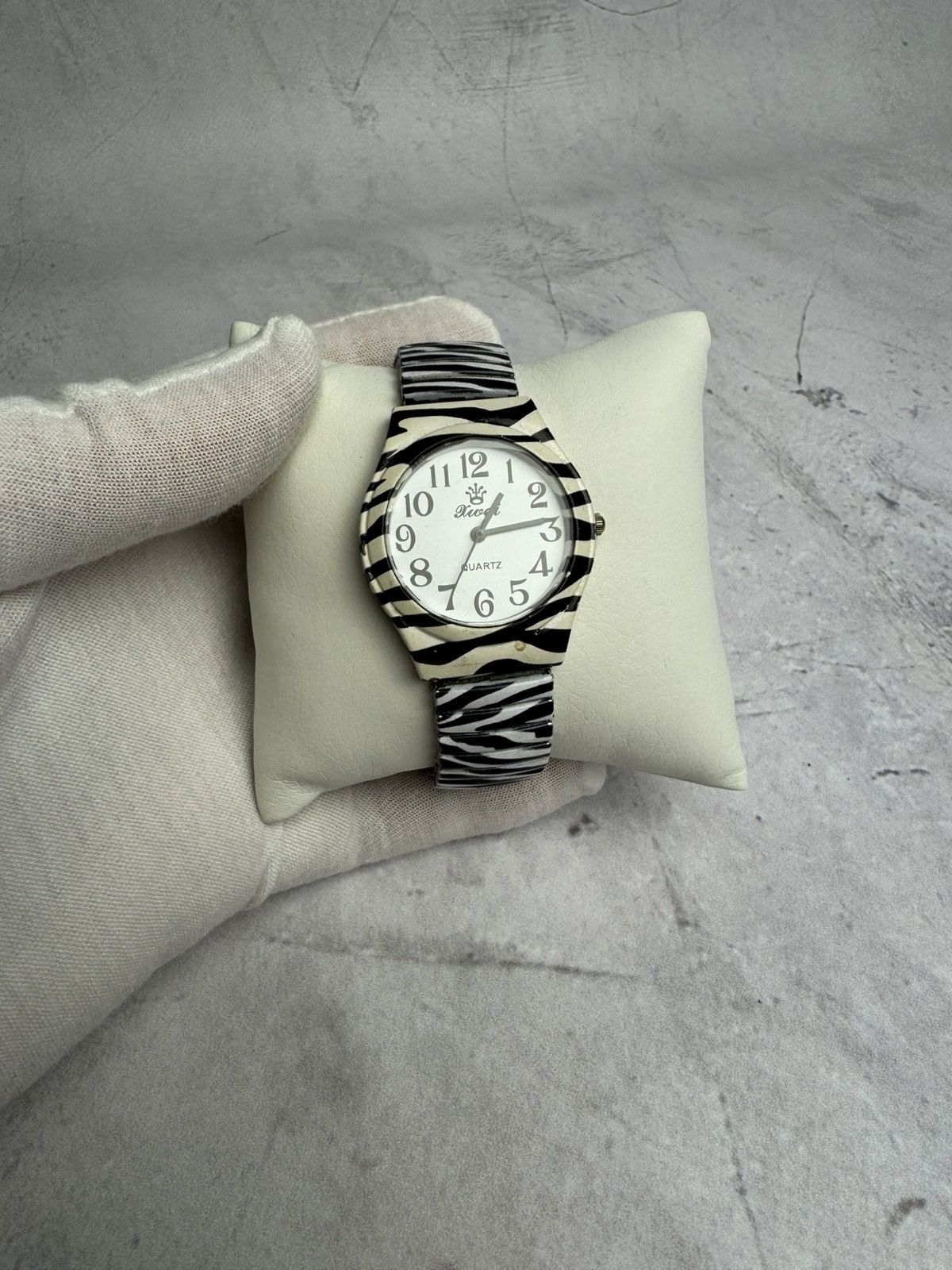 Hysteric Glamour × Vintage Vintage Japanese Style Futuristic Watch Size ONE SIZE - 5 Thumbnail