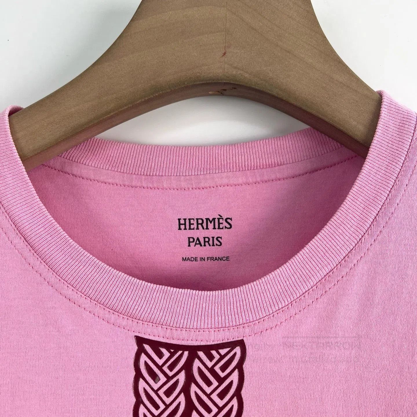 Hermes Hermès Saddle Buckle Guitar Print Pink T-shirt. Size XS / US 0-2 / IT 36-38 - 5 Thumbnail