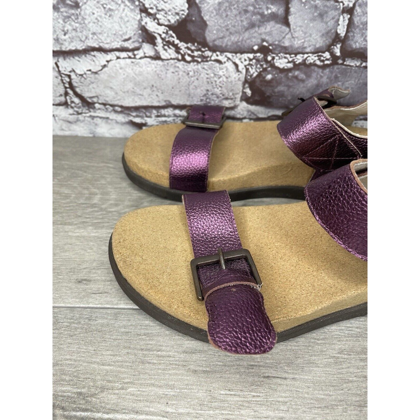 Other Revitalign Metallic Purple Adjustable Buckle Slip On Sandal Size US 7 / IT 37 - 15 Thumbnail
