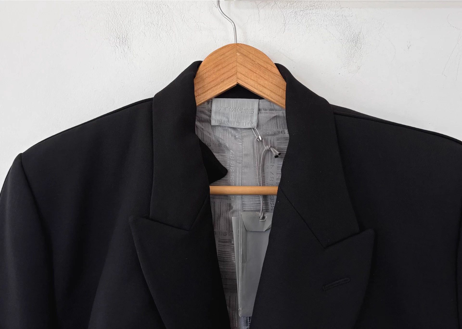 Vetements VETEMENTS double breasted wool blazer M/L cape-like Size US M / EU 48-50 / 2 - 3 Thumbnail